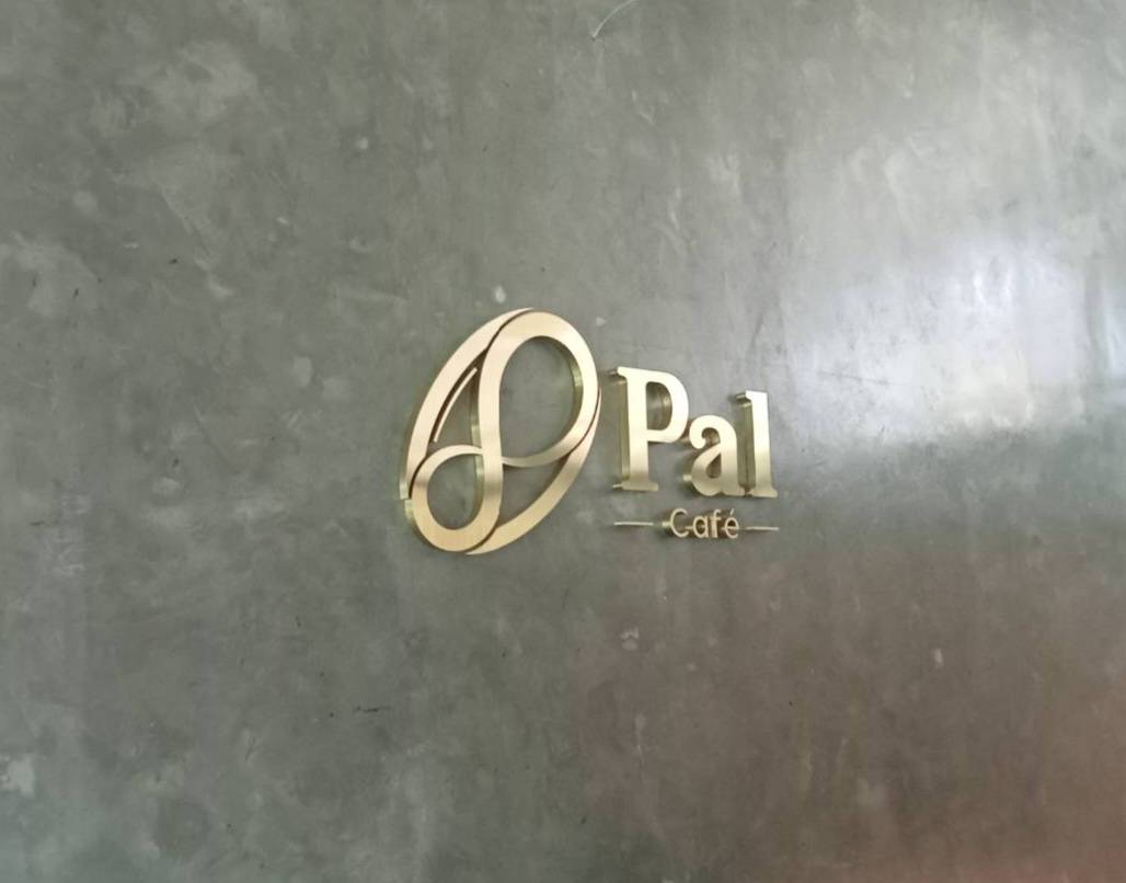 งานติดตั้งป้าย อักษรสแตนเลสหน้าทองแฮร์ไลน์ ป้ายร้านคาเฟ่