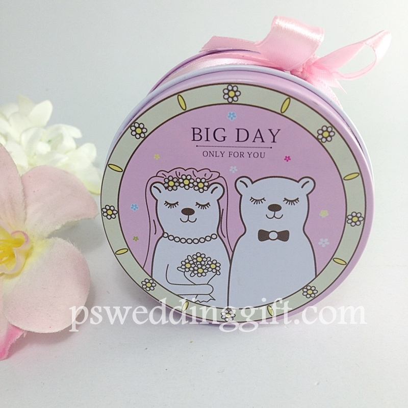 ตลับเหล็กทรงแลม คละแบบ คละสี พร้อมป้ายชื่อ