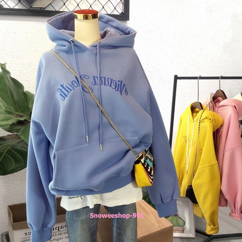 เสื้อฮู้ดกันหนาวบุขนหนาทรงเบสิคกระเป๋าคู่หนาเหมาะกับอุณหภูมิ 10 ถึง 20 องศา