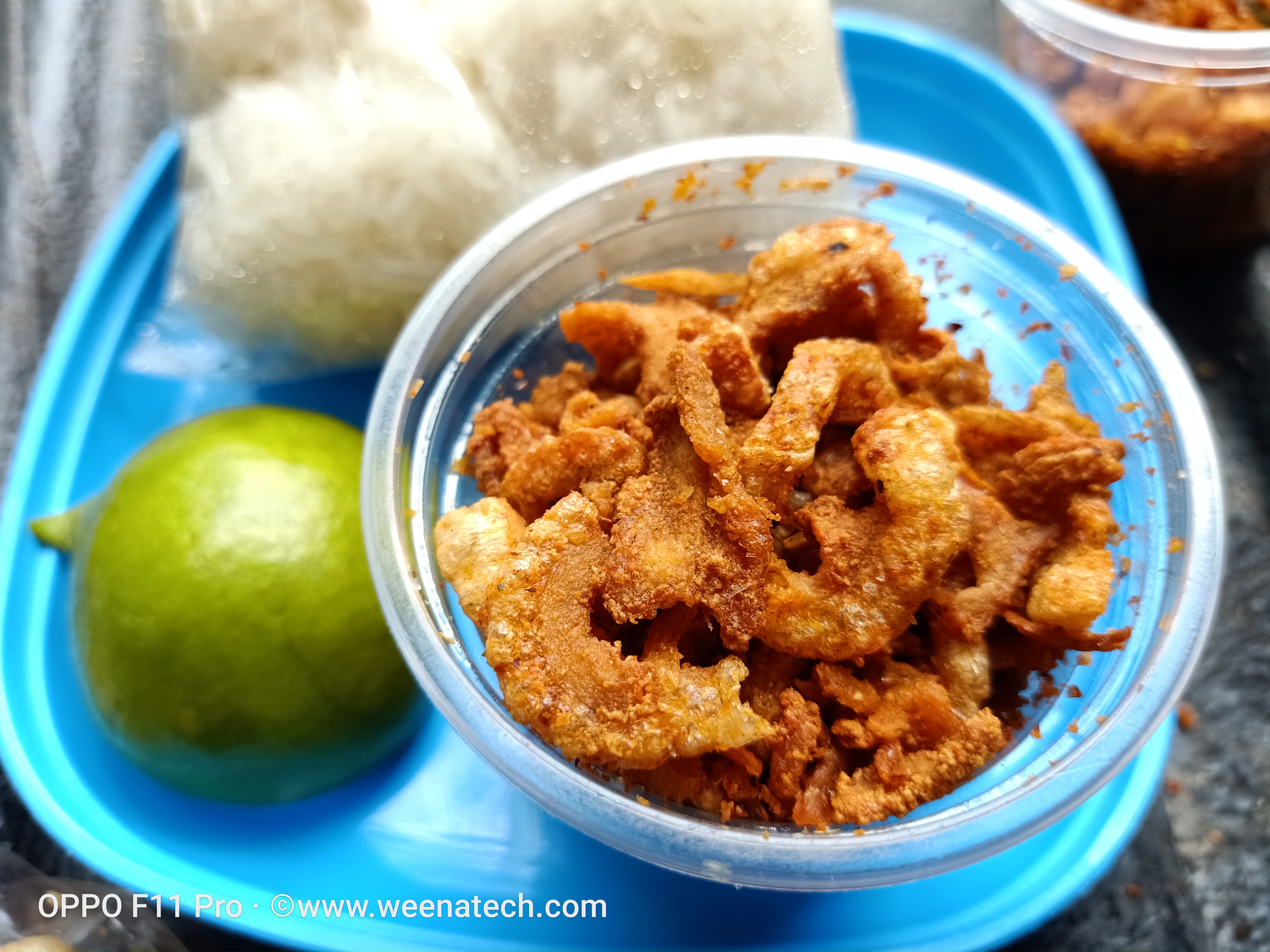 กากหมูสูตรเด็ดฝากชิมโทร.0811803399