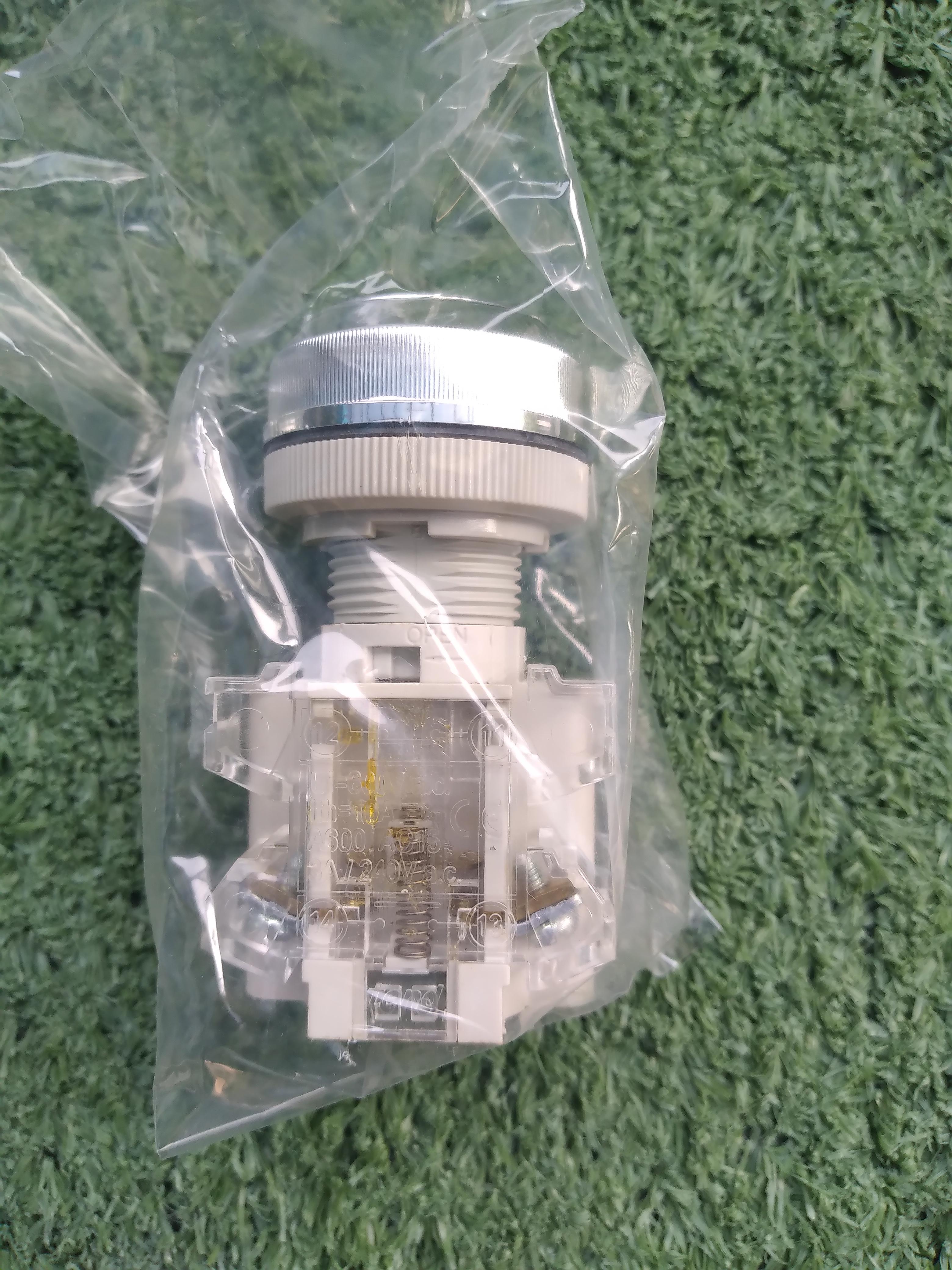 TEND : ILL PUSH BUTTON SWITCH T3IFR7G-I2A