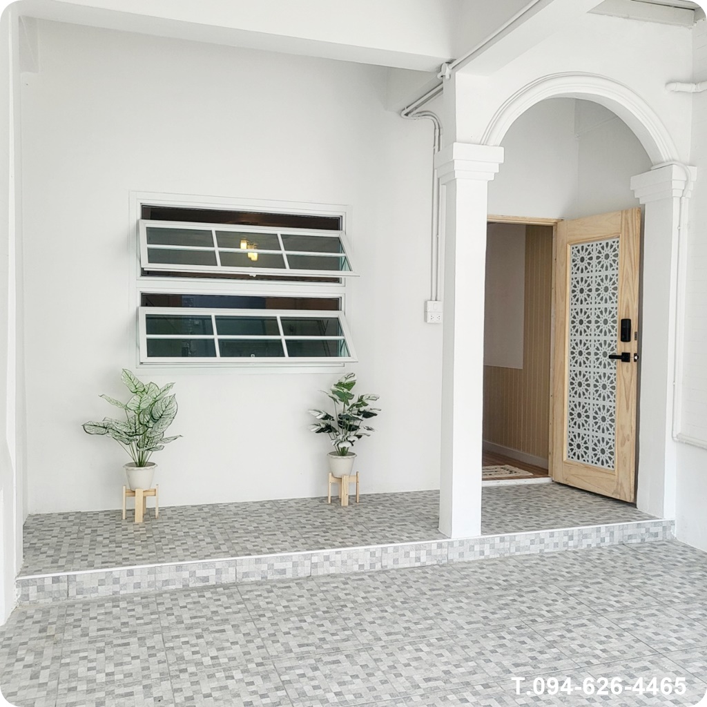 บ้านรีโนเวท พร้อมขาย ปทุมธานี หมู่บ้านคลองสามชัยพฤกษ์ บ้าน 2 ชั้น ขนาด 17 ตร.ว สไตล์ มูจิมินิมอล