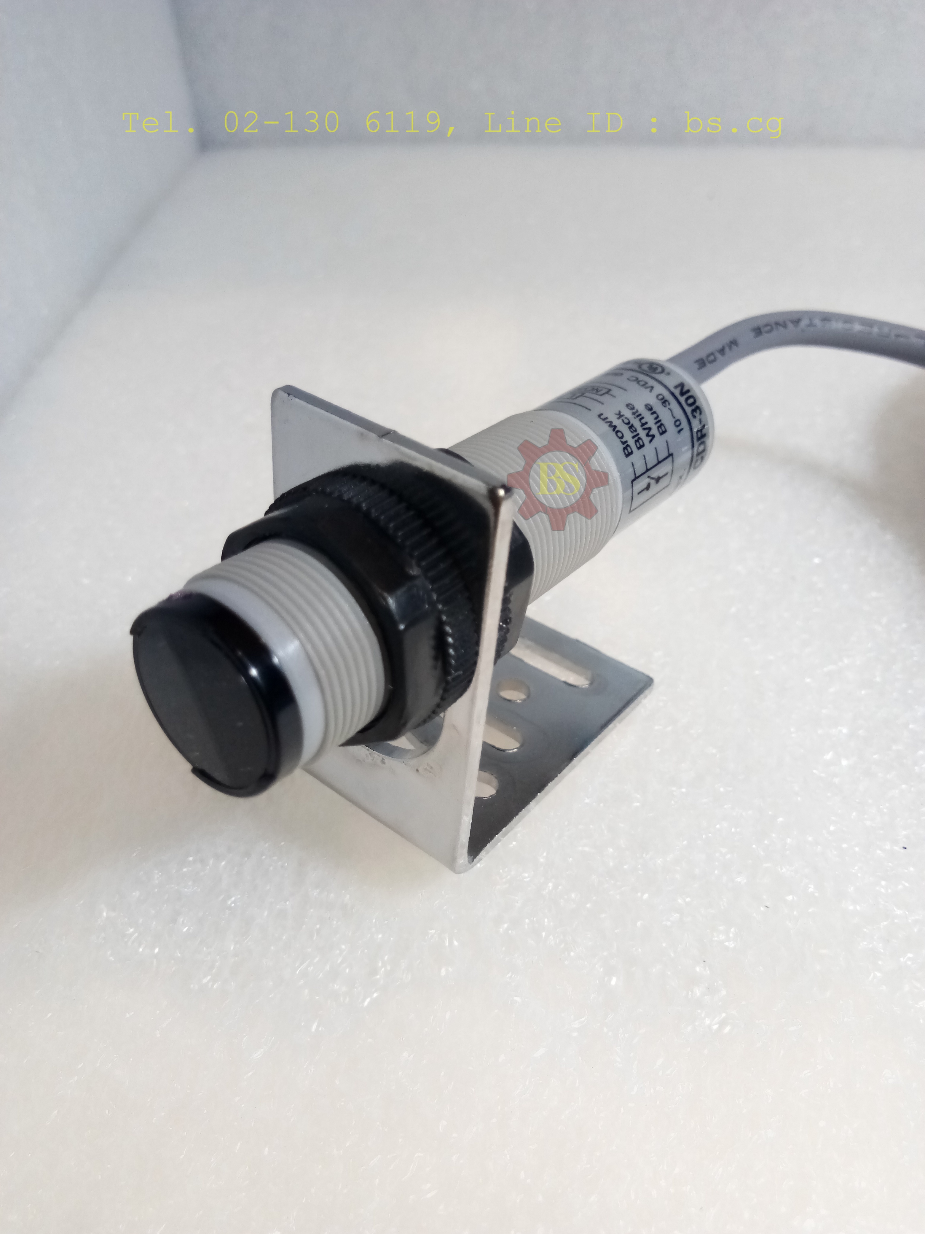 FOTEK: M18 Power Photo Sensor CDR-30N