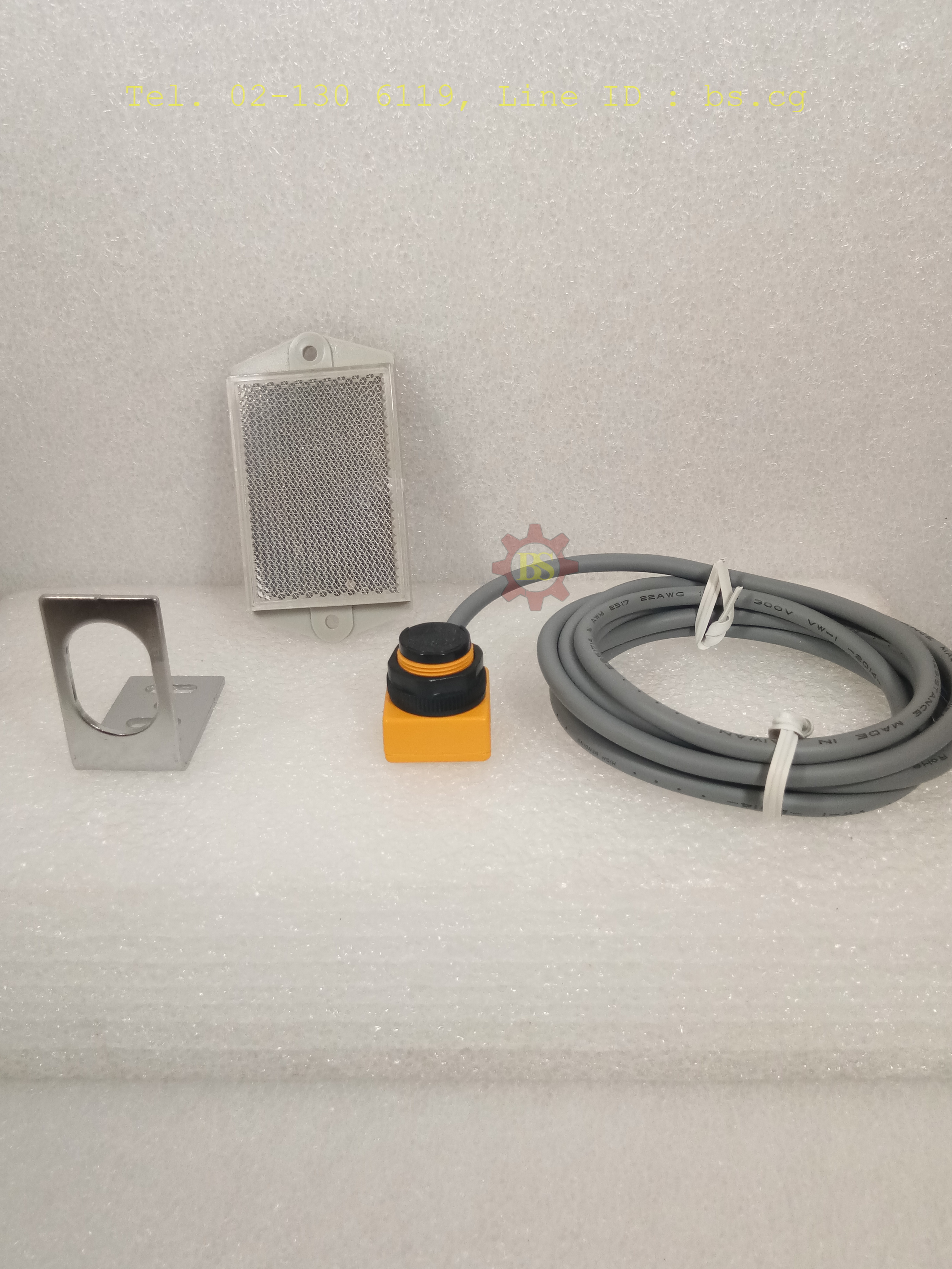 FOTEK: Photo Sensor M18-3MX+MR-1