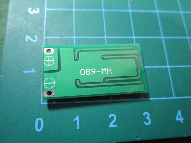 แสดงผลการแสดงผลแบตเตอรี่3เซล 11.1V 12V แบตเตอรี่ลิเธียม12.6V