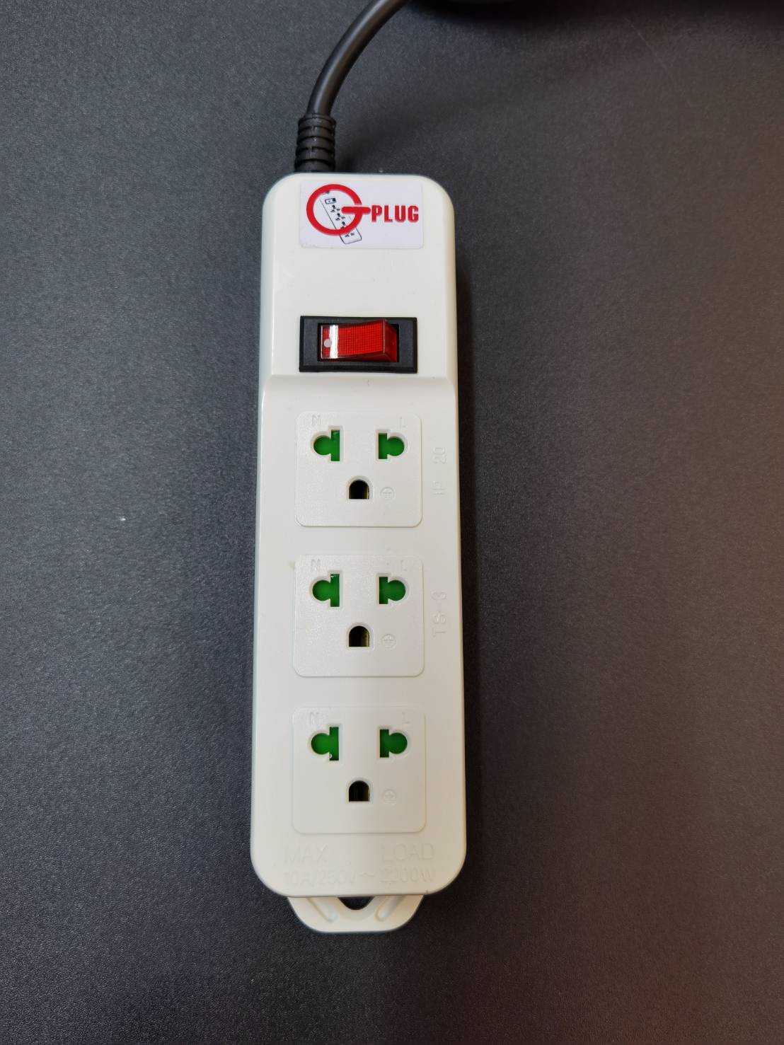 G-PLUG T31 ปลั๊กไฟ 3 เต้า 1 สวิทย์ SKU-01953