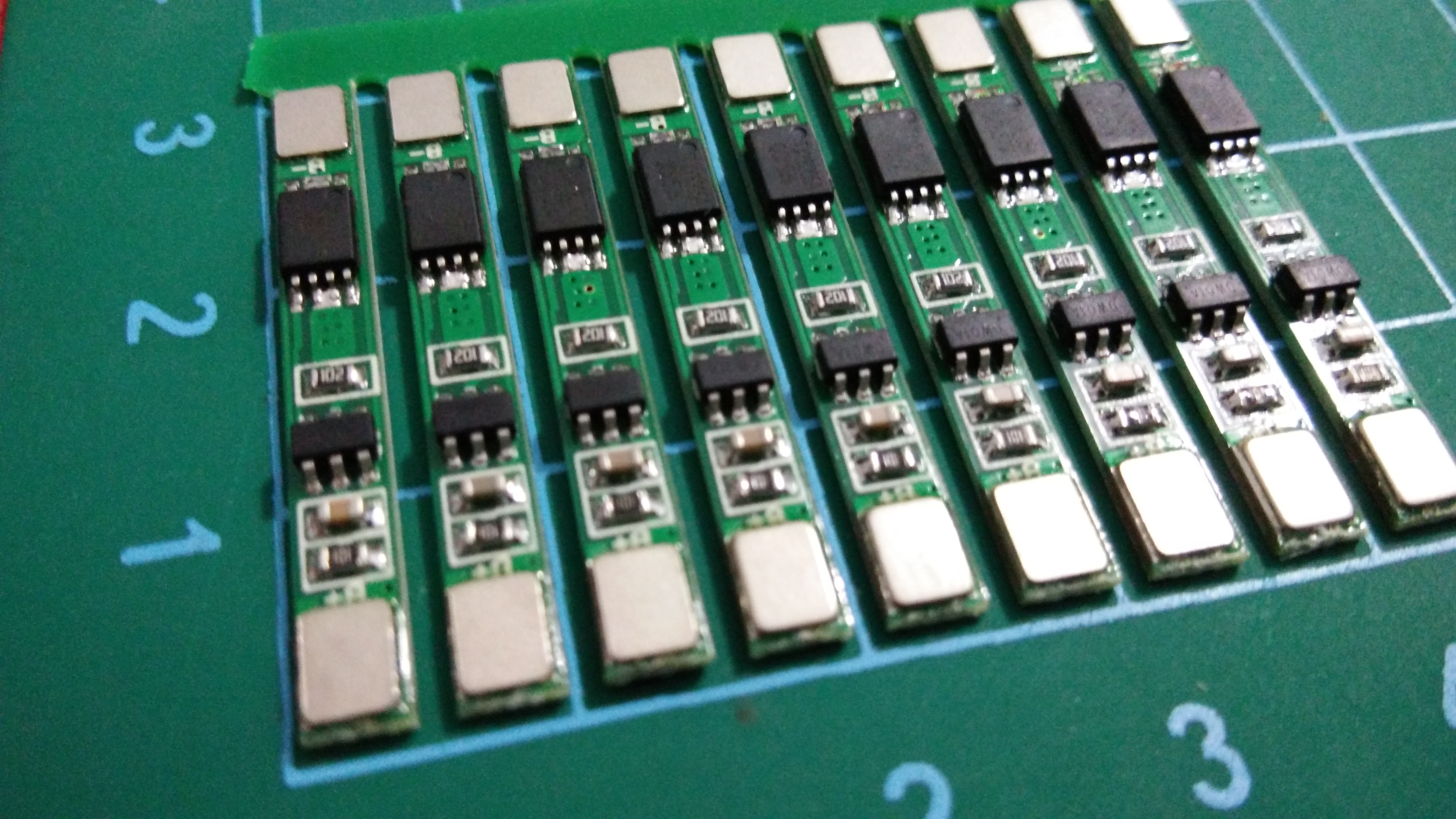 PCM 18650 แบตเตอรี่ลิเธียม 1เซล 3.7V4.2V สูงสุด 3A (แบบบาง)