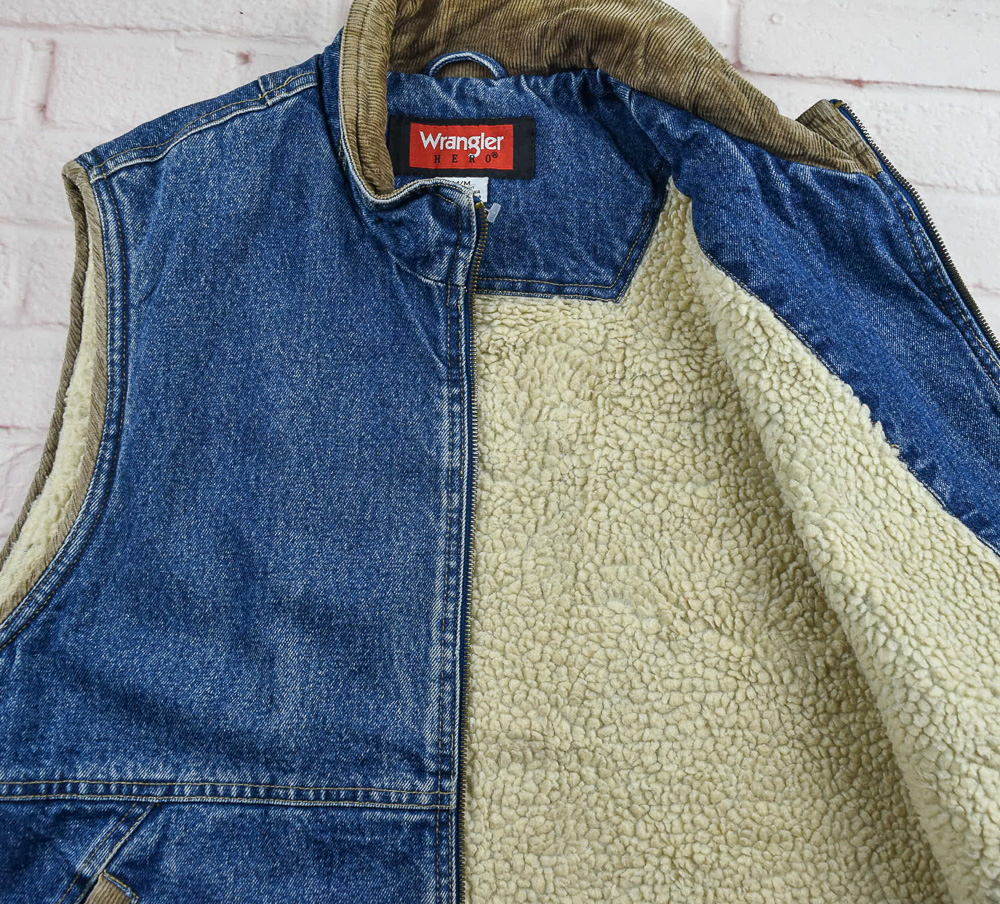 Wrangler®แท้ อก 45 เสื้อยีนส์ เสื้อแจ็คเก็ตยีนส์ ผู้ชาย แรงเลอร์ สียีนส์ บุขน เสื้อแขนยาว เสื้อกั๊ก เนื้อผ้าดี Made in CHINA