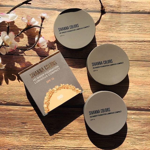 Sivanna Colors HD Sheer Foundation Luminous Compact HF2006 ซีเวียน่า แป้งผสมรองพื้น