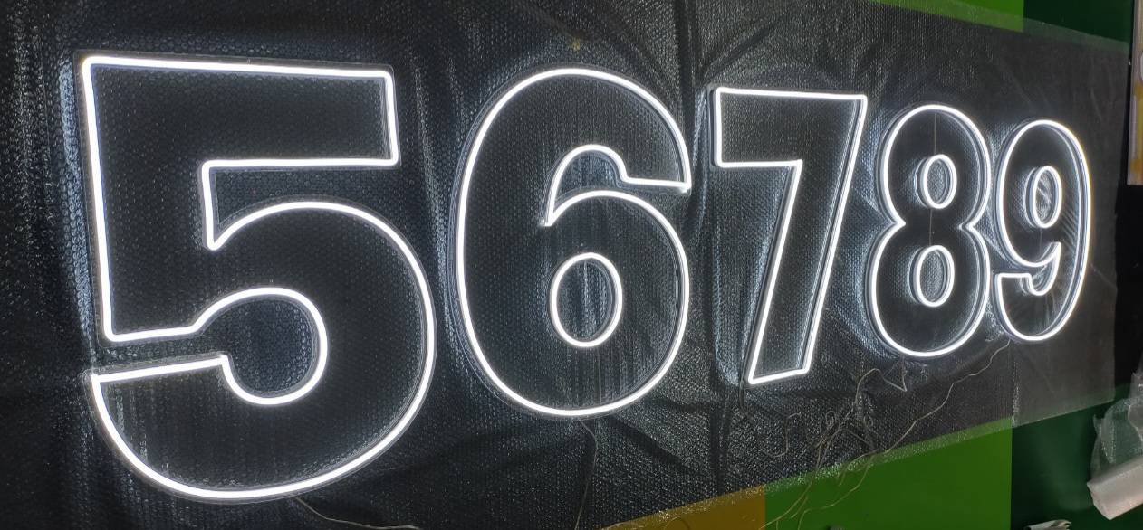 งานป้ายเช่า ป้ายไฟนีออนดัดLED 8มิล แสงสีขาว ตัวเลข 0-9