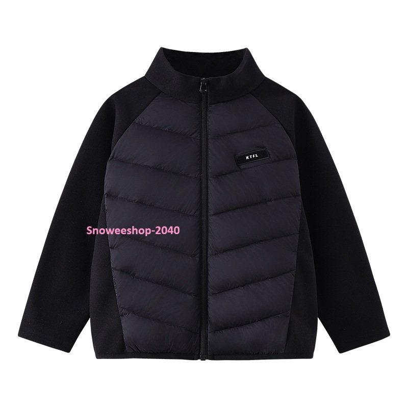 Lightweight Down Jacket for Kids หนาวติดลบก็เอาอยู่ แต่ยัง เบา ใส่สบาย ไม่อึดอัด จะใส่เป็น เสื้อตัวใน อุ่น ๆ หรือ เสื้อตัวนอก ก็แมทช์ง่าย ดีไซน์แฟชั่นเกาหลี ใส่แล้วน่ารักแบบลูกคุณหนู มีให้เลือก 4 สีคลาสสิค ไซส์ 110–160 cm ครอบคลุมทั้งเด็กเล็กและเด็กโต ใส่