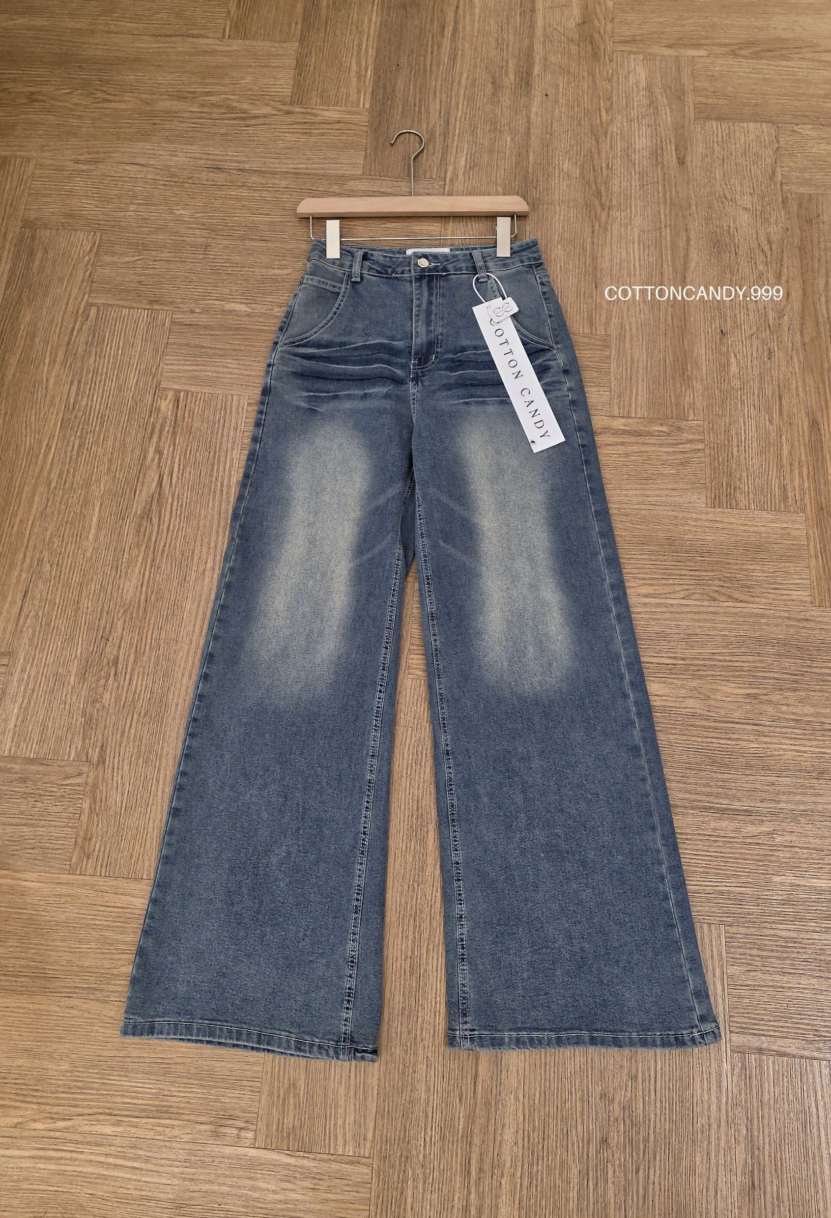 Tag#cottoncandy ยีนส์ผ้ายืดล่าสุดจากcottoncandy คร่า รุ่นนี้ผ้ายีนส์ยืดนำเข้าเกรดพรีเมี่ยม ใส่สบายๆ ฝอกลายเฟดสีสวยมากๆ ทรงขากระบอกตรง