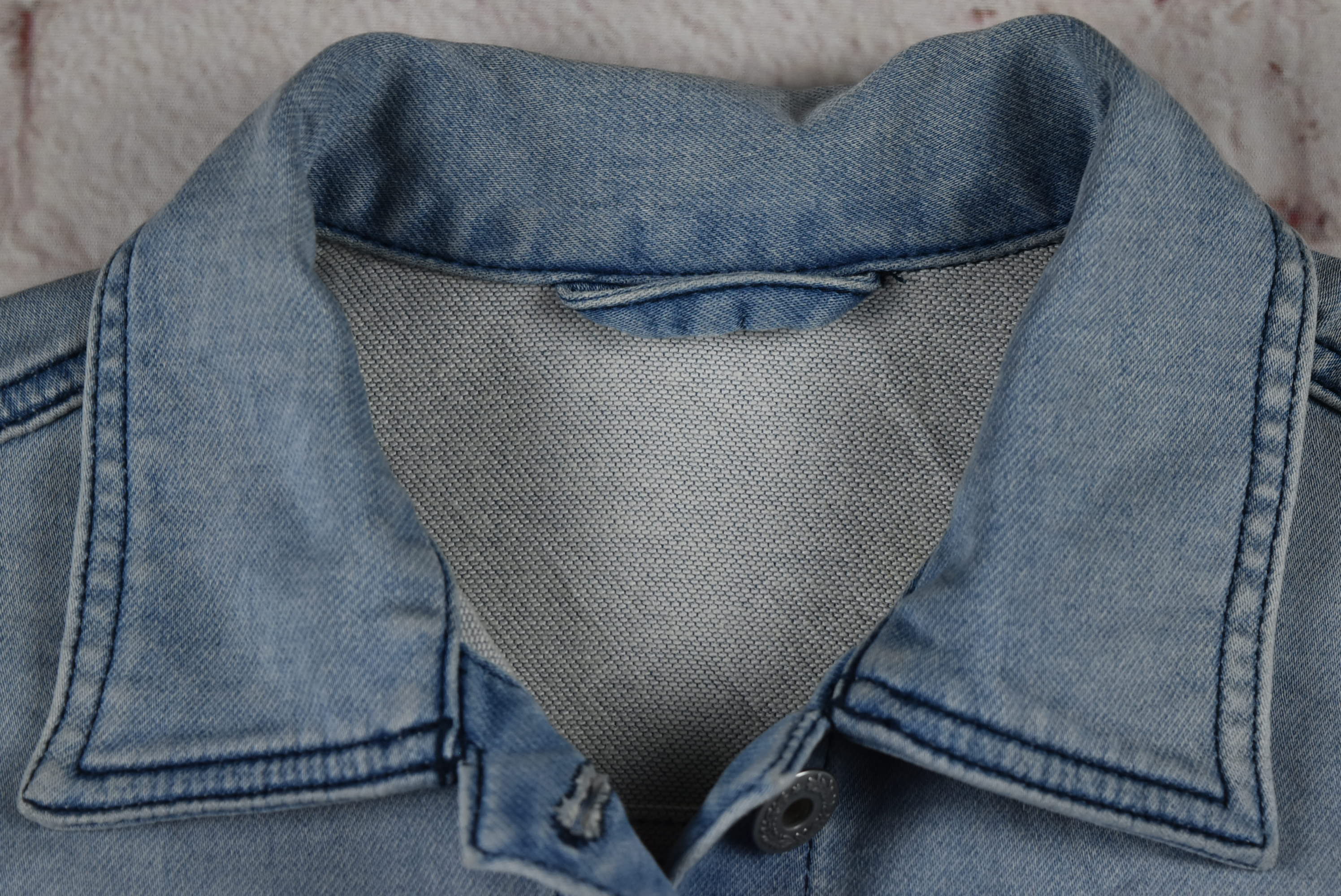 GU อกจริง 35 ไซส์ S เสื้อแจ็คเก็ตยีนส์ แขนยาว ผู้หญิง ผ้ายืดนุ่มใส่สบาย ทรงสวย มีกระเป๋าข้างเป๋าใน