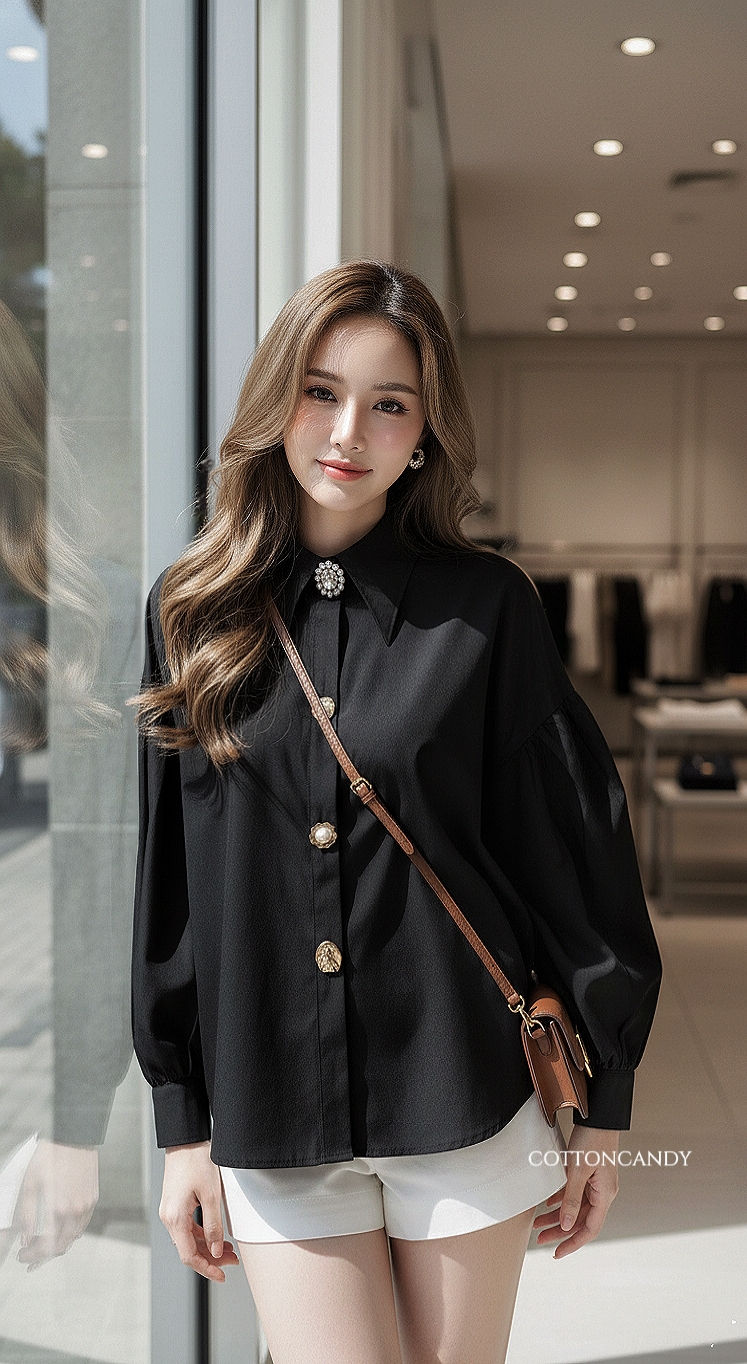 Tag#cottoncandy เสื้อเชิ๊ตทรงoversize รุ่นนี้ดีเทลแต่งกระดุมนำเข้าล่าสุดรุ่นนี้แนะนำเลยคร่าาาา ทรงสวยใส่สบายมากๆ เล่นดีเทลกระดุมสั่งพิเศษ งานดีสุดๆ แมทง่ายๆได้ลุคสุดปังเลยคร่าาาา