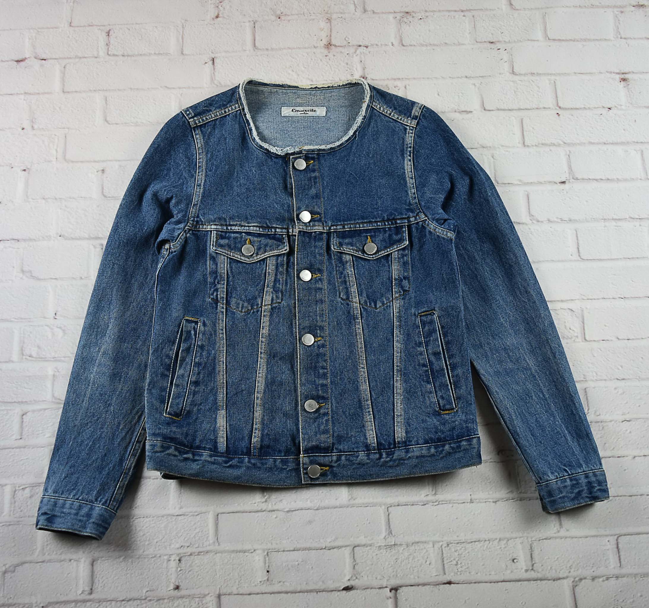 Emsexcite อกจริง 34 ไซส์ S เสื้อแจ็คเก็ตยีนส์ แขนยาว ผู้หญิง คอจีน ทรงสวย เนื้อผ้านุ่มใส่สบาย มีกระเป๋าข้าง