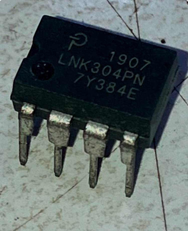 LNK304PN DIP7