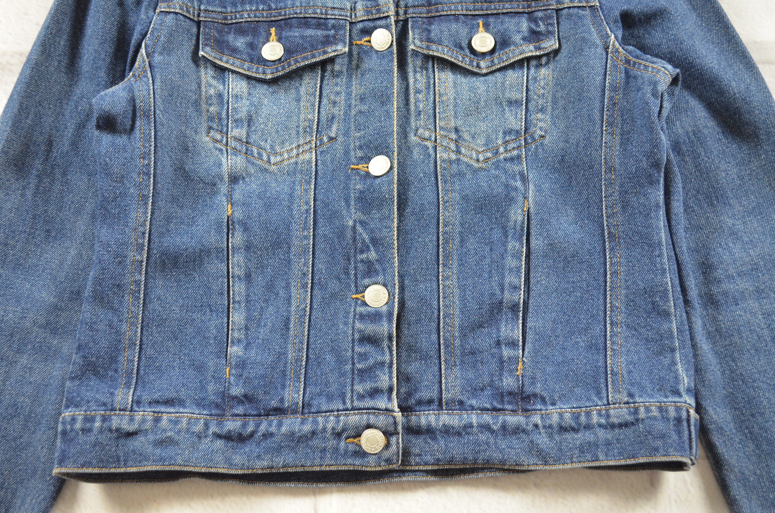 graff อกจริง35' (S) เสื้อแจ็คเก็ตยีนส์ เสื้อยีนส์แขนยาวหญิงชาย เนื้อผ้านุ่มไม่แข็ง สียีนส์มีเป๋าข้างเป๋าใน