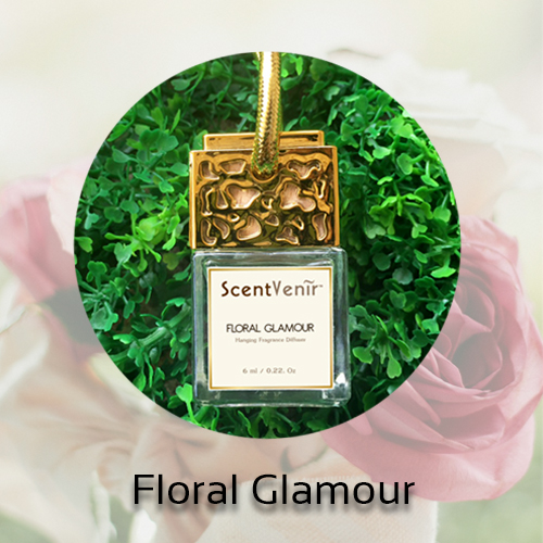 น้ำหอมแขวน ห้อยในรถ ตู้เสื้อผ้า ห้องนอน ห้องครัว กลิ่น ฟลอรัล กลามัวร์ (Floral Glamour) สัมผัสกับกลิ่นแห่งหมู่มวลดอกไม้ หอมหวาน สดชื่น อโรม่า สูตรเฉพาะพิเศษด้วยน้ำมันหอมระเหยแท้ผสมกับหัวน้ำหอมเกรดสูง ใช้นานถึง 2 เดือน ขนาด 6ml