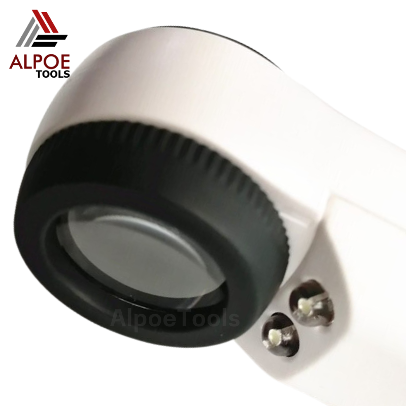 แว่นขยาย แบบด้ามจับ มีไฟ LED ใส่ถ่าน เลนท์หนาพิเศษ กำลังขยาย 40X รุ่น MG6B-1B