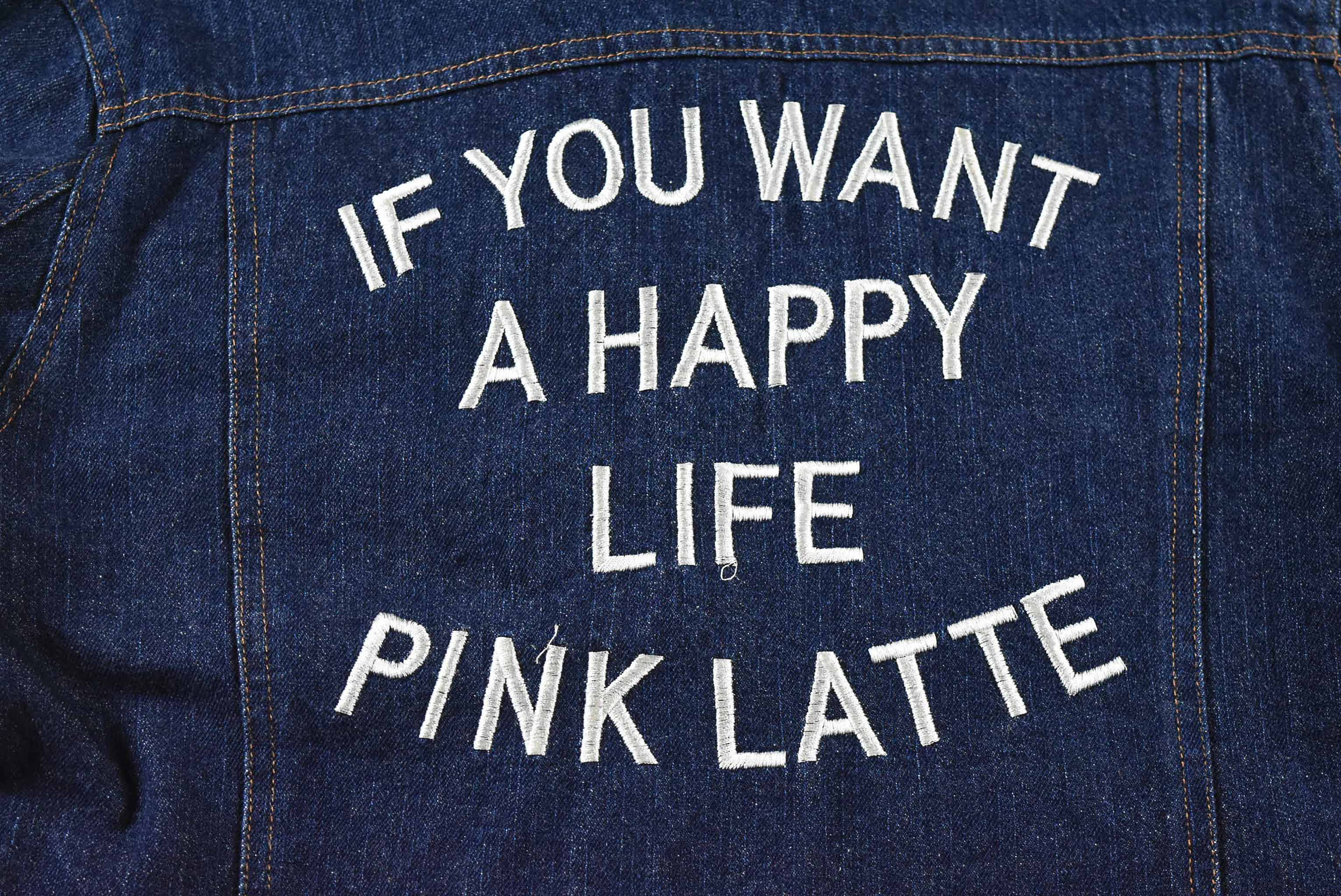 Fink latte อกจริง 38 ไซส์ M เสื้อแจ็คเก็ตยีนส์ แขนยาว ผู้หญิง สีเข้ม ลายปักหลังเสื้อ สภาพสวย มีกระเป๋าข้าง