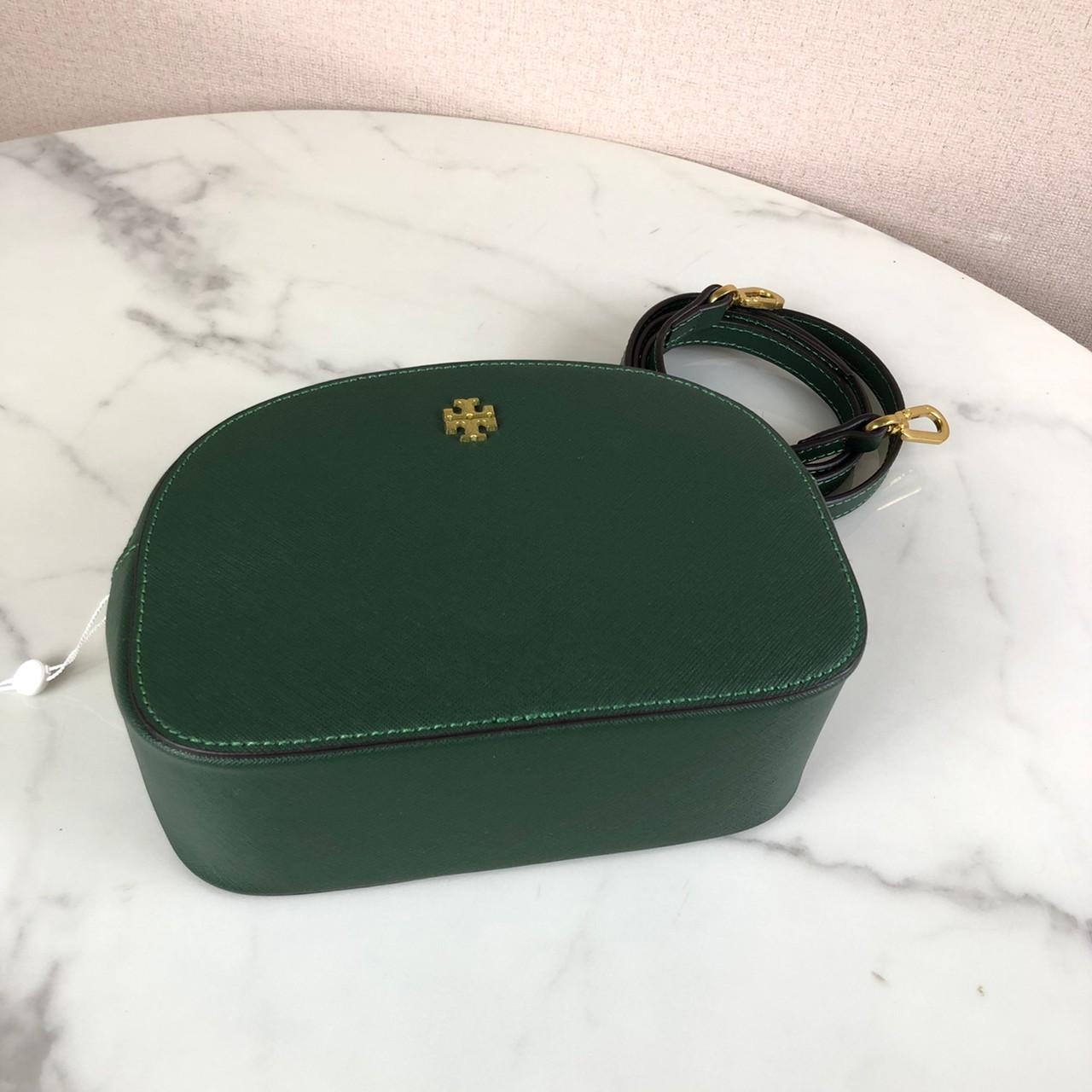 กระเป๋าสะพายไฮโซแบรนด์เนมโทรี่เบิร์ชรุ่นสองซิปสีเขียวเหนี่ยวทรัพย์ TORY BURCH BAG