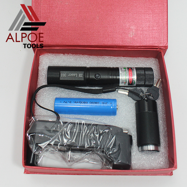 เลเซอร์แรงสูง (แสงสีเขียว / แสงสีแดง) มีตัวล็อค พร้อมอุปกรณ์ชาร์จ รุ่น Laser303