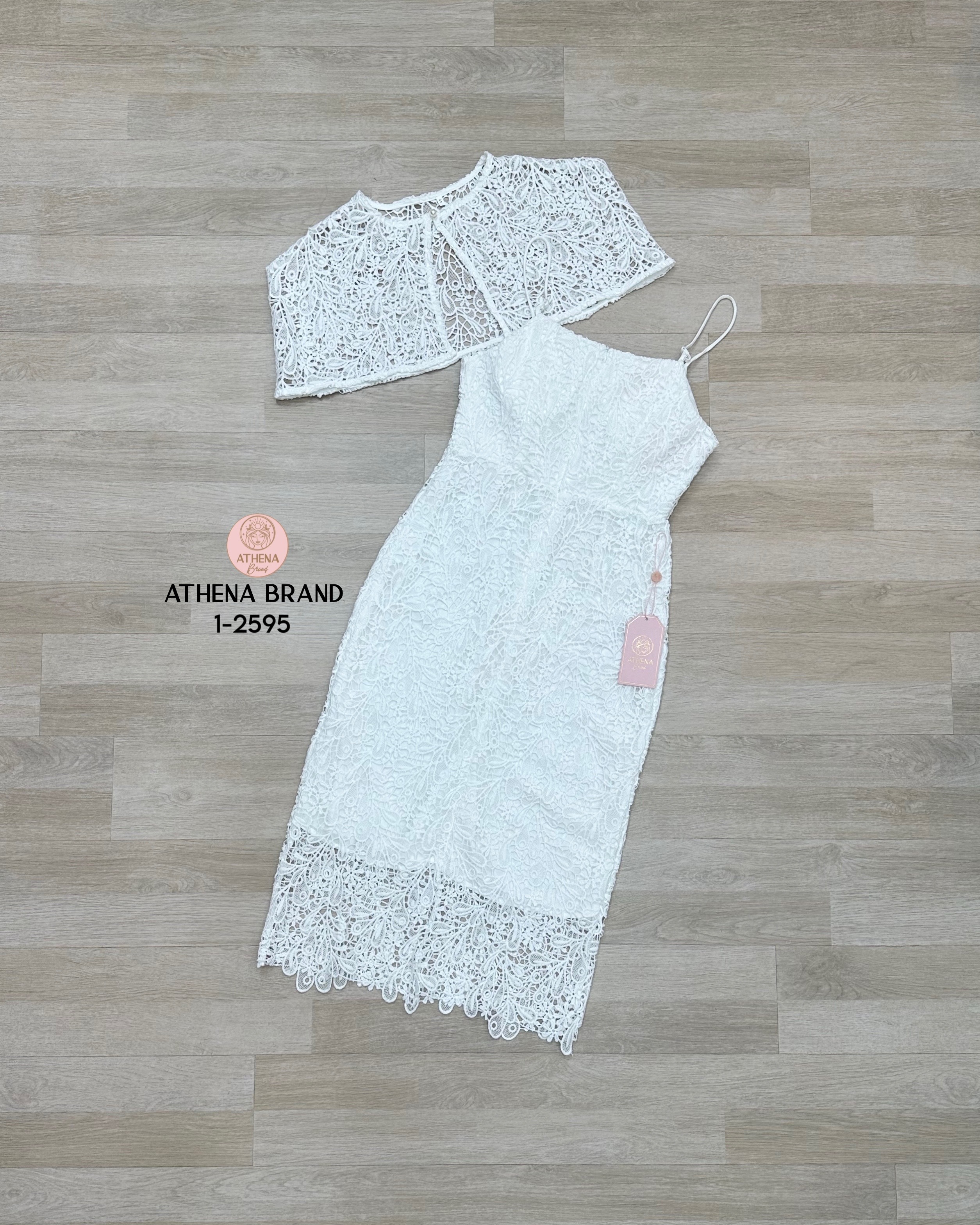Tag 🔖 :Athena (อธีน่า) Brand Detail :: Dress+เสื้อคลุม เดรสสายเดี่ยวหน้าอกเสริมฟองน้ำจัดทรงสวย (ช่วงสายสามารถปรับระดับได้) ดีไซน์แต่งไข่มุก ใช้ผ้าลูกไม้ทอแน่นๆ งานมีซับในสวมใส่แบบซิปด้านหลัง และมาคู่กับเสื้อคลุมไหล่ผ้าลูกไม้ สามารถใส่ได้2แบบ #Athe