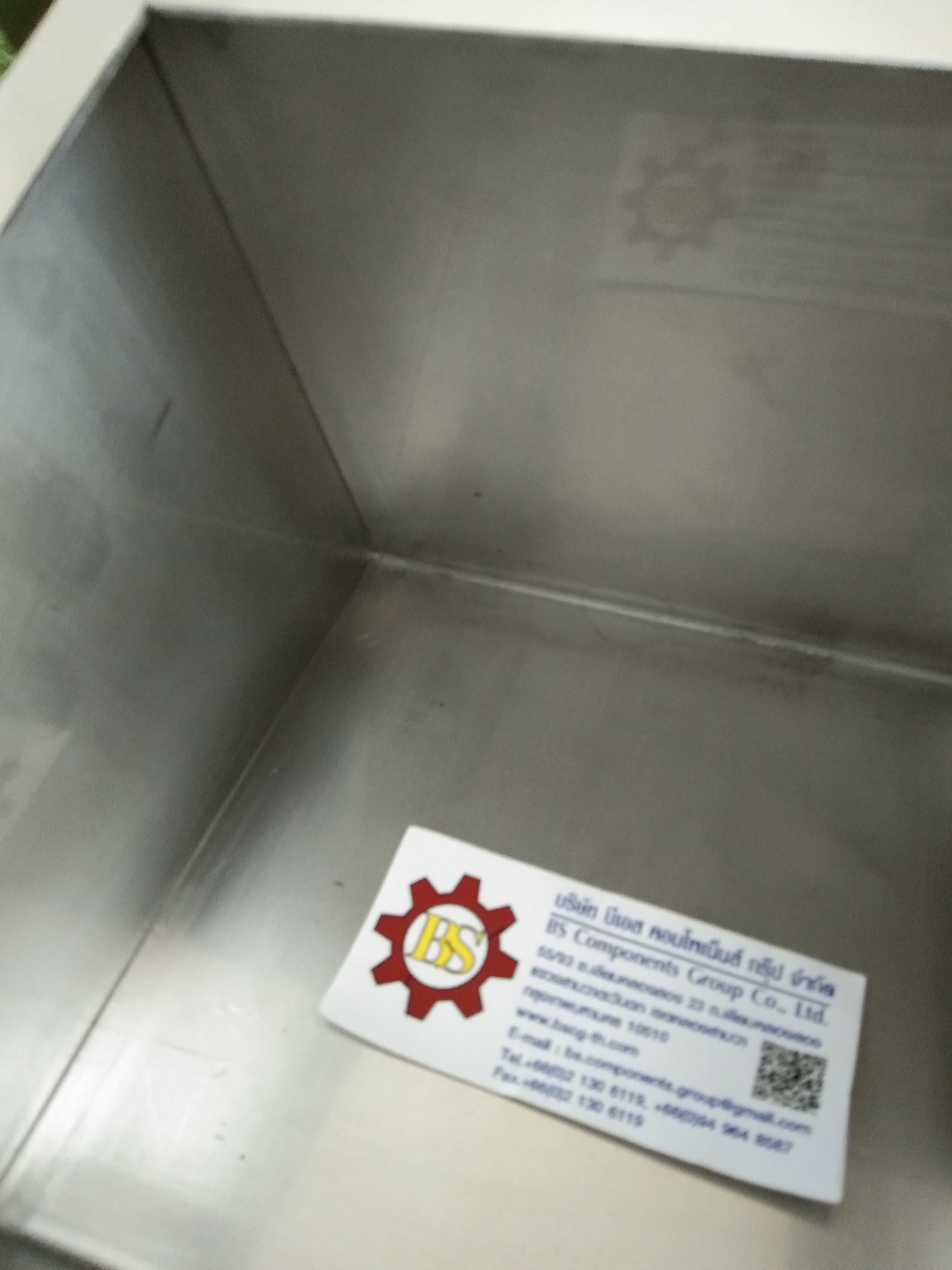 กล่องสแตนเลสด้านบนสโลป ขนาด W150xH150xD150mm.