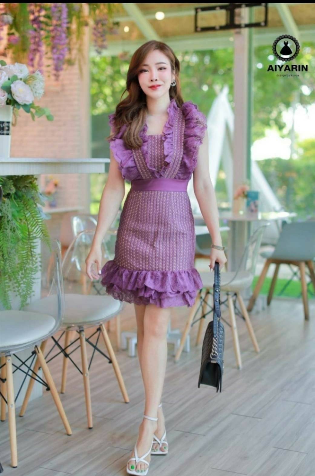 เดรสงานป้ายแขนกุดไฮโซเก๋ๆ น่ารุักๆ เซ็กซี่ๆ แต่งลูกไม้ สีม่วง Size M