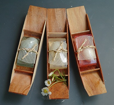 เรือพายลำใหญ่ 4 ลำ