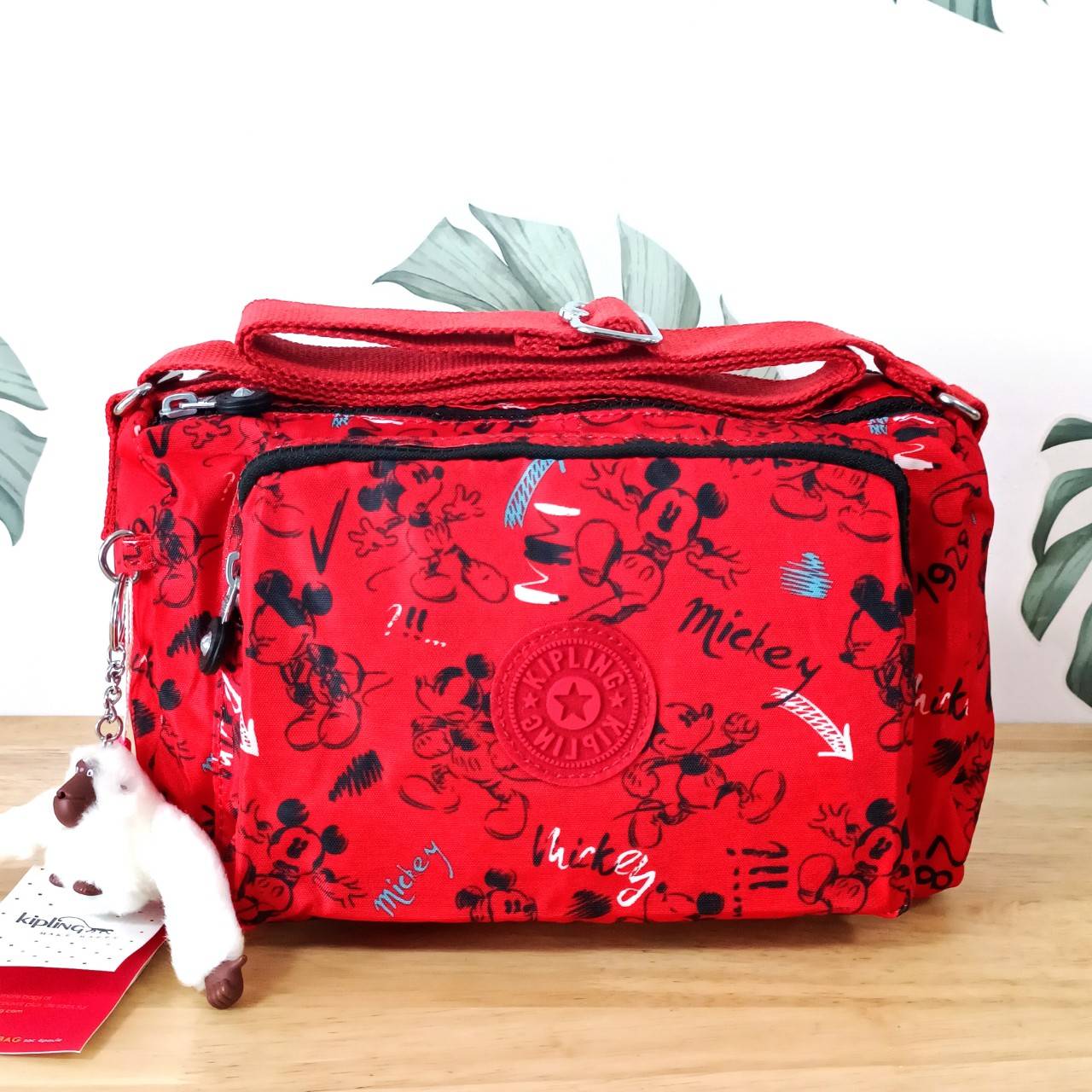 กระเป๋าสะพายคิปลิงค์จุของได้เยอะใช้ได้ทั้งหญิงชาย KIPLING RETH CROSSBODY BAG