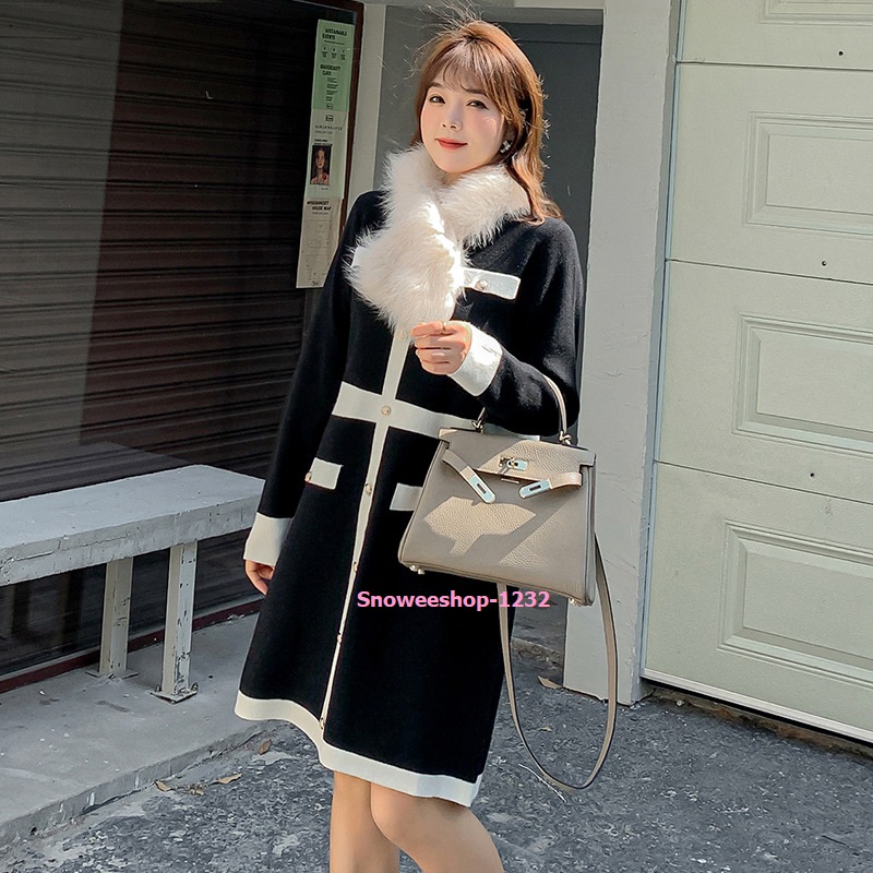 เดรสคนอ้วน เดรสไหมพรมบิ๊กไซส์ เดรสสาวอวบแขนยาว เดรสคนอ้วนสไตส์เกาหลีใส่ทำงาน ใส่เที่ยว ผ้านิ่มมาก ไม่คัน แต่งขาวสลับสีดำ กระดุมคู่หน้า ไม่อ้วนก็ใส่ได้แบบหลวมๆ อกขยายได้อีก