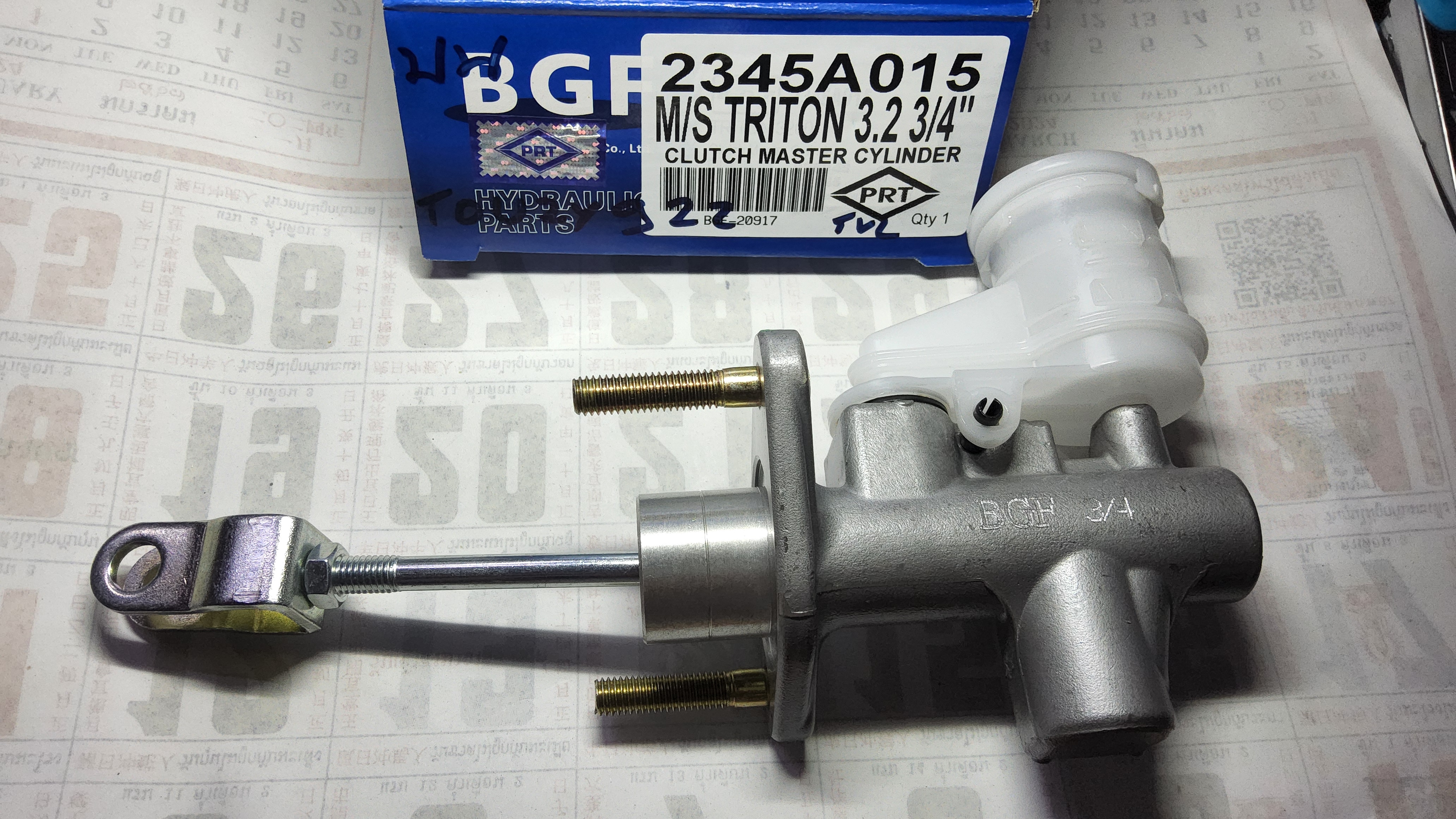 แม่ปั้นครัชบน MITSUBISHI TRITON ไทตัน 4WD 3/4 " หน้าแปลนเฉียง รูน็อตน้ำมันเบรคใหญ่ BGF เกรด A [ 2345A015 ] ISO 9001 : 2015