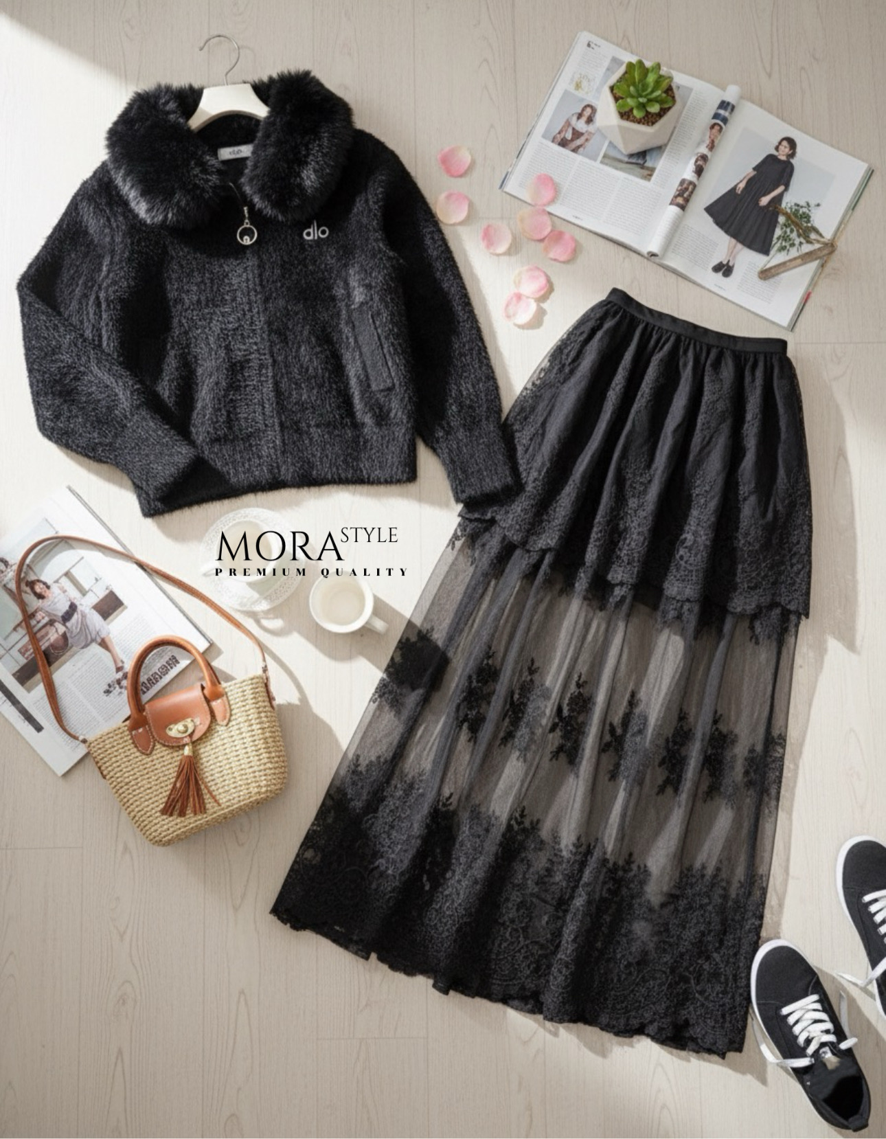 เซ็ต 2 ชิ้น เสื้อแขนยาวแต่งขนเฟอร์ช่วงคอ ขนฟูนุ่มงานสวย ผ้าใส่สบาย มาพร้อมกับกระโปรง แต่งซีทรูลูกไม้ 2 ชั้น งานสวยมากกก งานใส่สบาย