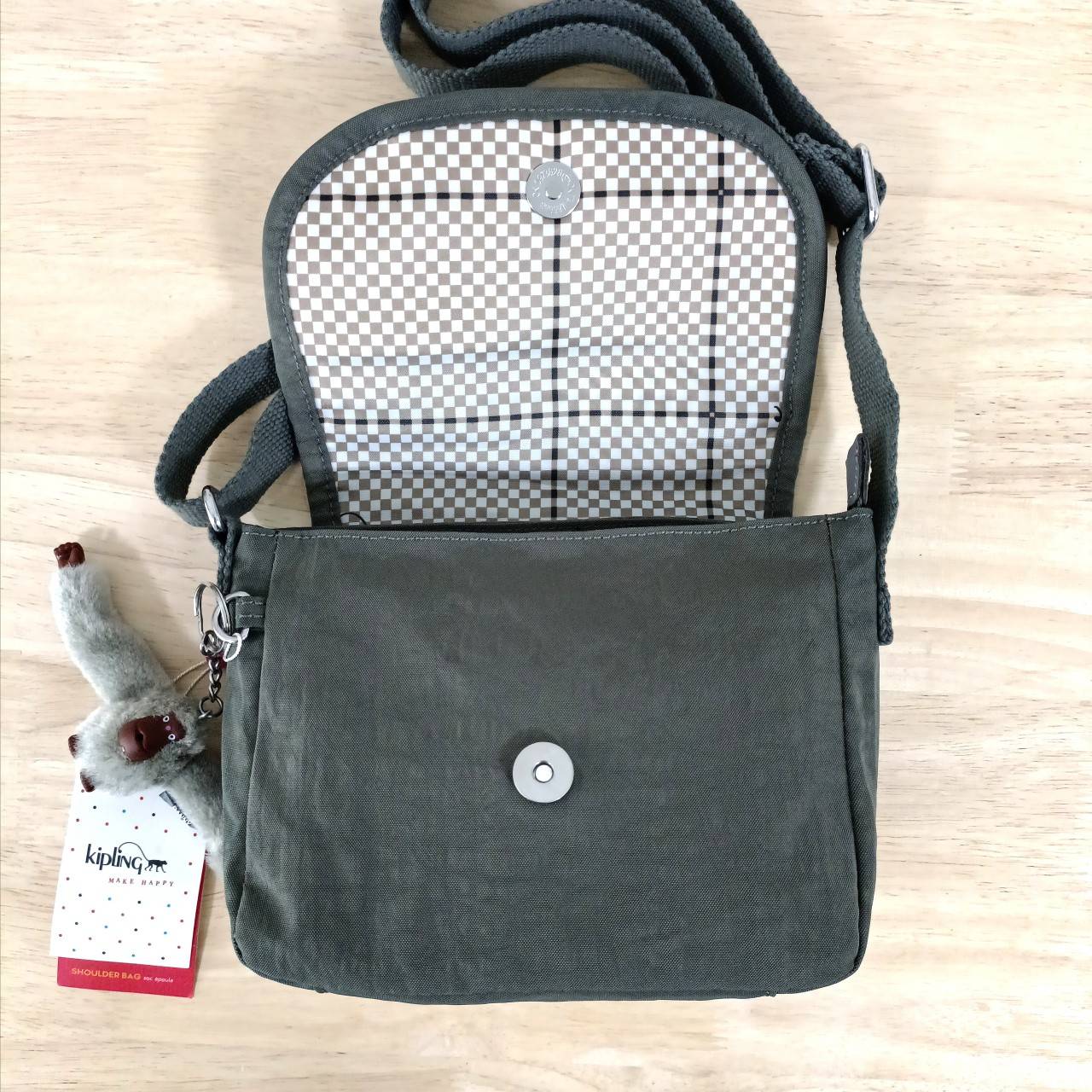 กระเป๋าสะพายไฮโซเท่ห์ๆ เก๋ๆ แบรนด์เนมคิปลิ้งค์สีดำ สีเทา สีแดง KIPLING SABIAN CROSSBODY MINI BAG