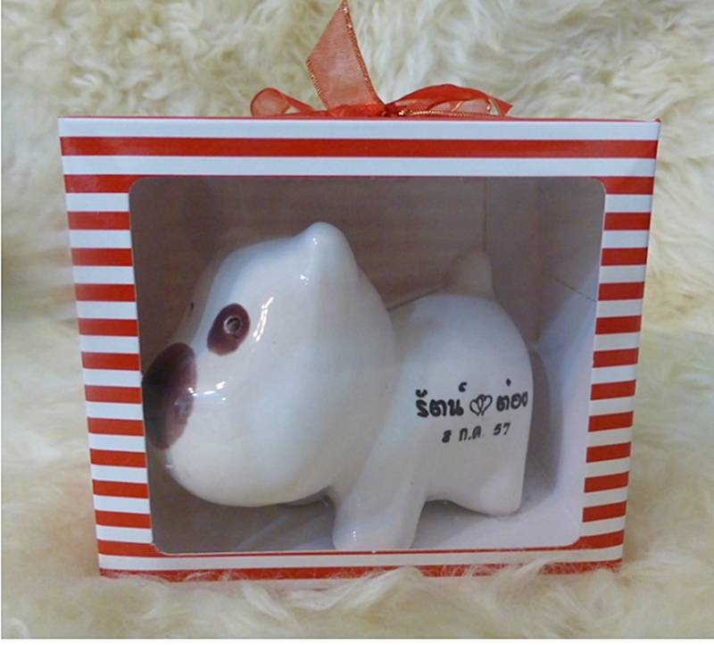 กระปุกหมาออมสิน เลือกสีได้ พร้อมสกรีนชื่อ แพ็คกล่องผูกโบว์