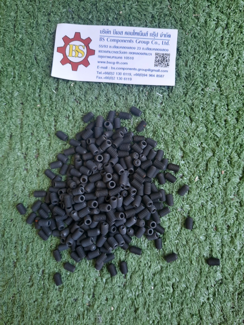 ตัวหนอนมิลดำ M5X8mm.