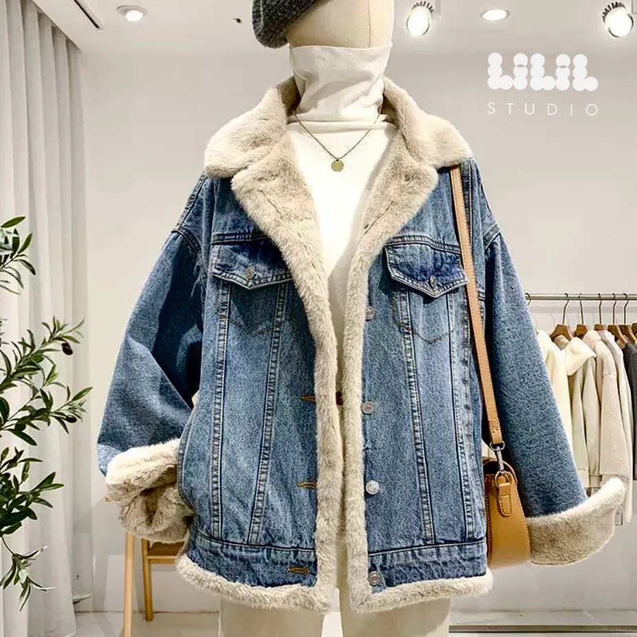 เสื้อแจ็คเก็ตยีนส์ด้านในขนนุ่มดีสุดอุ่นสุดใส่ได้2ด้านเก๋ๆ กระเป๋าข้างมืออุ่นด้วย พร้อมส่งเลยค่ะ