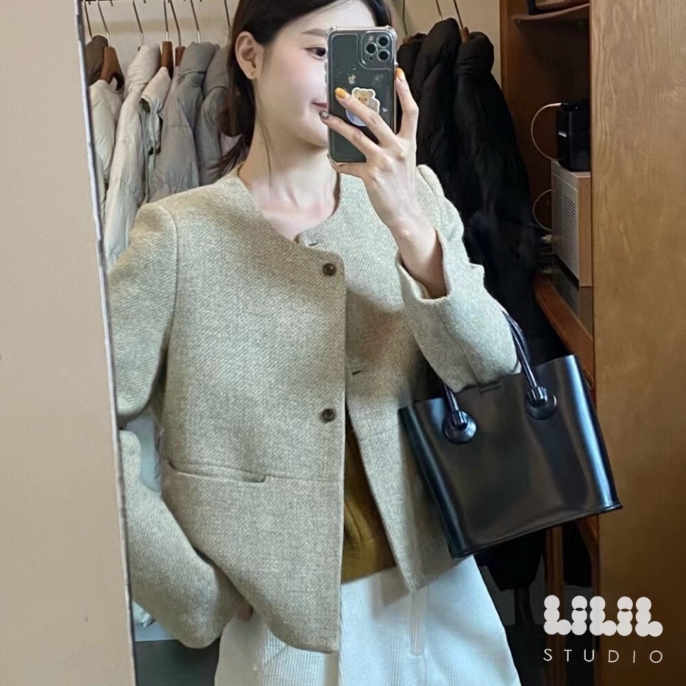 เบลเซอร์Korea style ทรงสวย สั่งด่วนจัดส่งทันที ผ้าดูดี cutting เนี้ยบ มีซับในบุ กระเป๋าจิง พร้อมส่งค่ะ