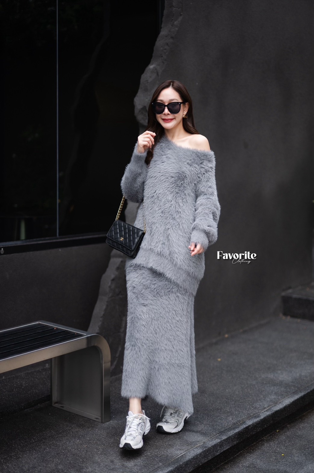 Set เสื้อแขนยาว+กระโปรง❣️ Set เสื้อขนมิ้งแขนยาว มาพร้อมกระโปรงเข้าชุด กระโปรงทรงหางปลา เอวสม็อคยืดตามตัว งานขนนุ่มมากกก สัมผัสละมุนมือสุดๆ ใครได้ไปคือคุ้มค่าเกินราคามากมาย งานดีสุดๆ ใส่สวยไม่ซ้ำใคร