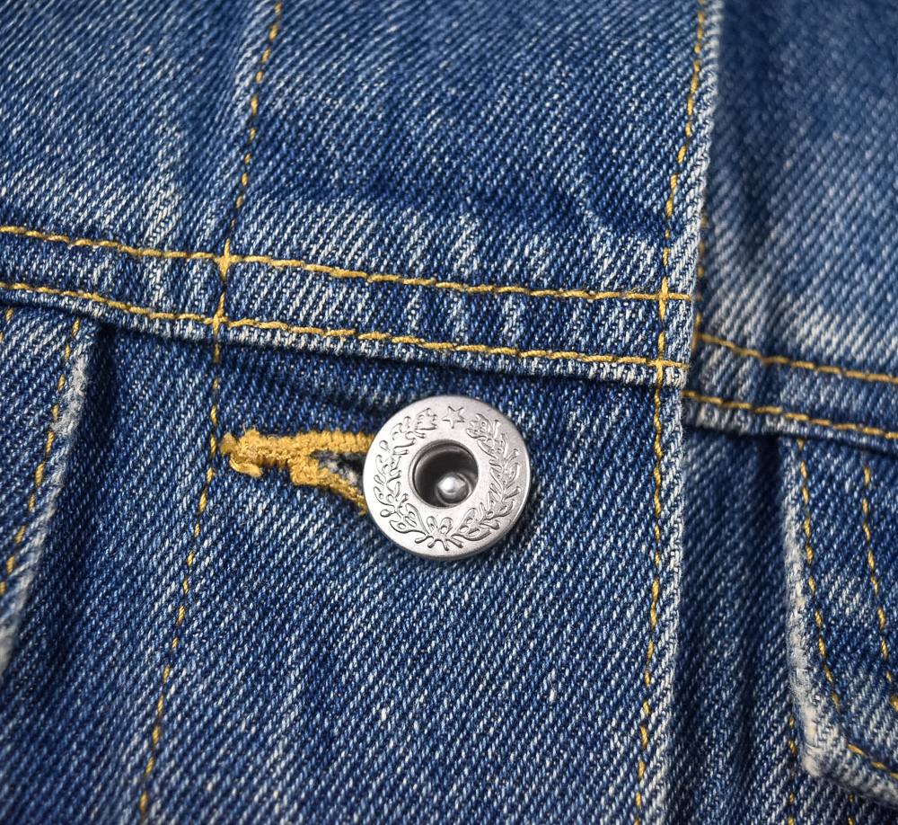 GUแท้ รอบอก 36 เสื้อแจ็คเก็ตยีนส์ ผู้หญิง จียู สียีนส์ เสื้อแขนยาว เนื้อผ้าดี