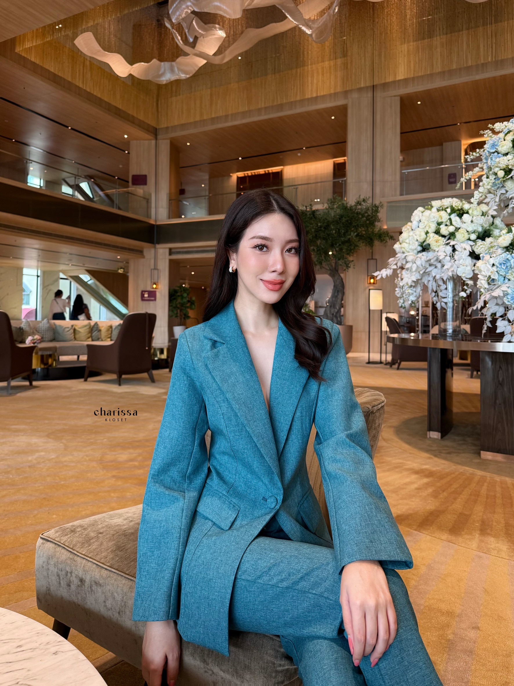 สูทเรียบหรู สวยคลาสสิคแมทซ์ง่ายใส่สบาย คล่องตัว