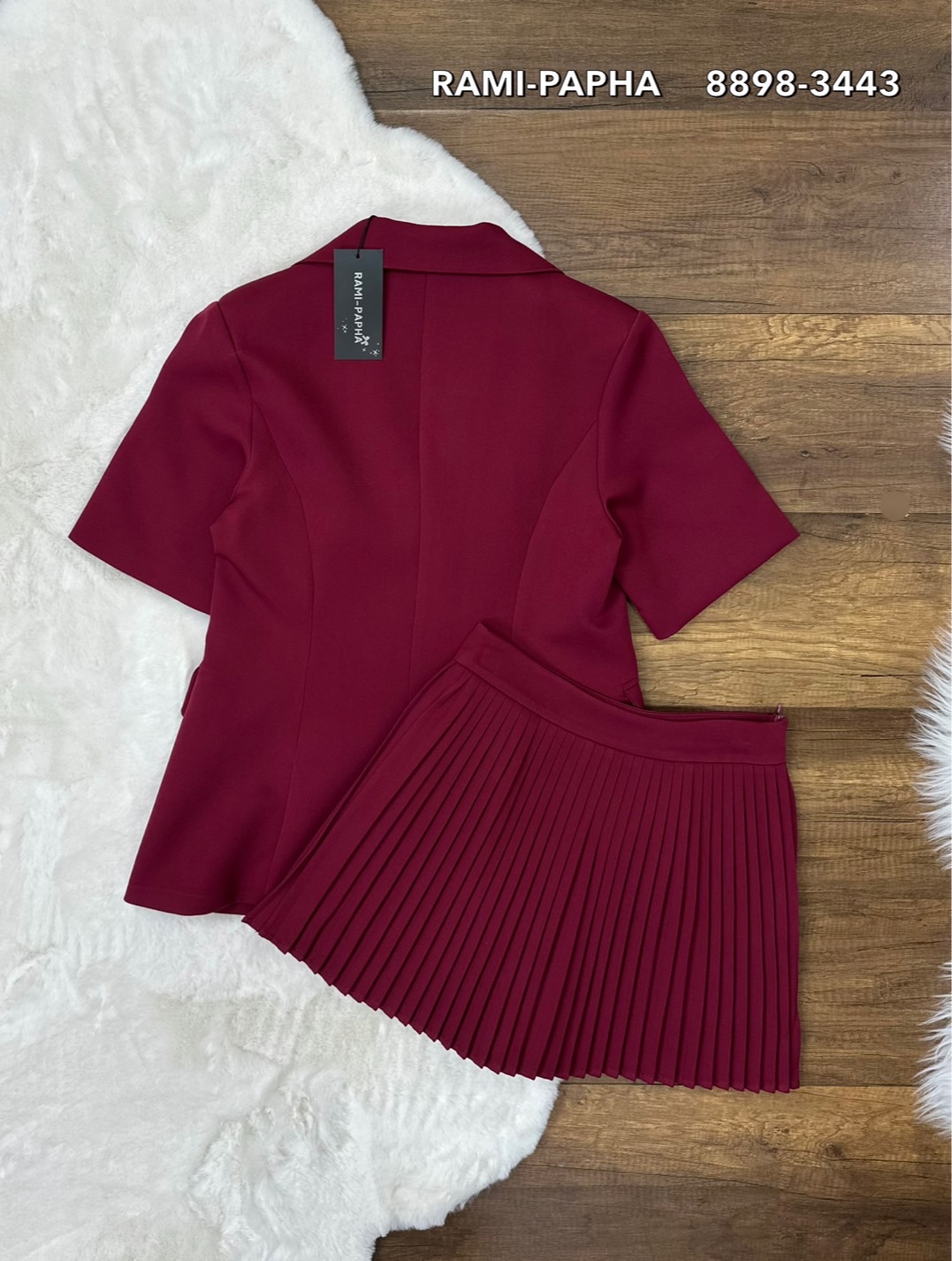 Label :: RAMI-PAPHA(รมิปภา) เสื้อแขนสั้น ปกคอเสื้อเก๋ๆ กระเป๋า/กระดุมหน้า ใช้งานได้จริง ไหล่มีฟองน้ำ ซับในอย่างดีทั้งตัว ++กระโปรงจีบเล็กรอบตัวเก๋มากๆคะ มีขาสั้นด้านใน **เนื้อผ้าสวมใส่สบาย