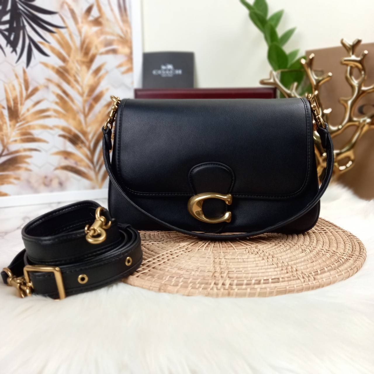 กระเป๋าสะพายไฮโซเรียบหรูดูแพงแบรนด์เนมโค้ชหนังแท้สีดำ COACH SOFT TABBY SHOULDER BAG (C4823//C5261)