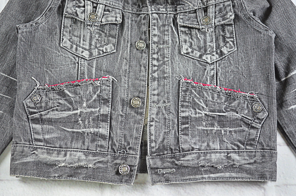 เสื้อเด็ก BUNNY JOY JEANS อกจริง28' (120) เสื้อแจ็คเก็ตยีนส์เด็กชาย มีเป๋าหน้า มีปักข้างหลังน่ารัก