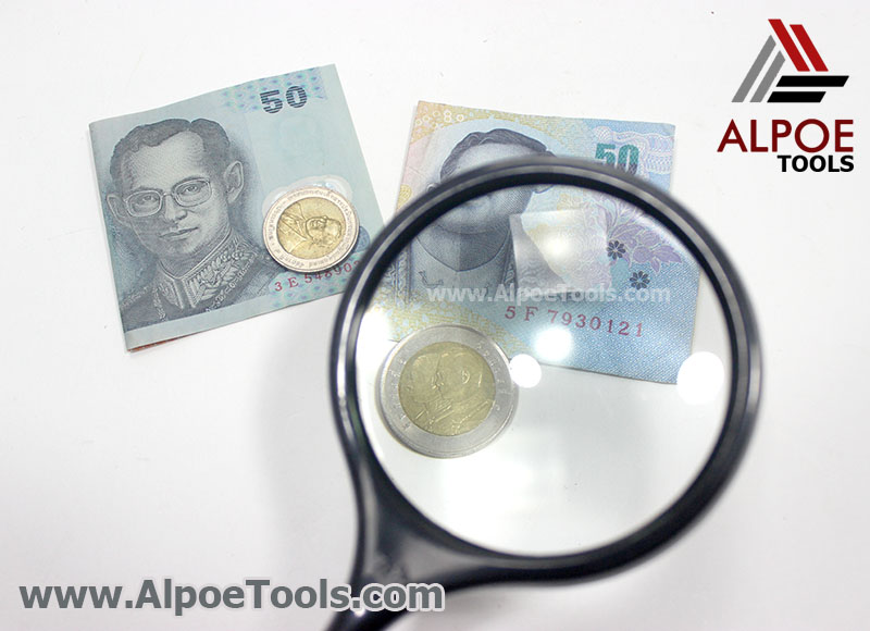 แว่นขยาย ด้ามดำ รุ่นกล่องเหลือง