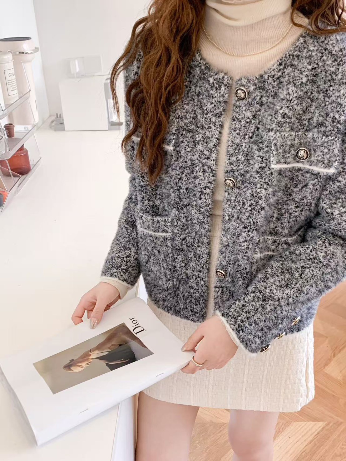 เสื้อคลุมคอกลมสไตล์ใหม่ เสื้อผ้าส่วนตัว เสื้อคลุมดาราดูแพงเก๋ดี