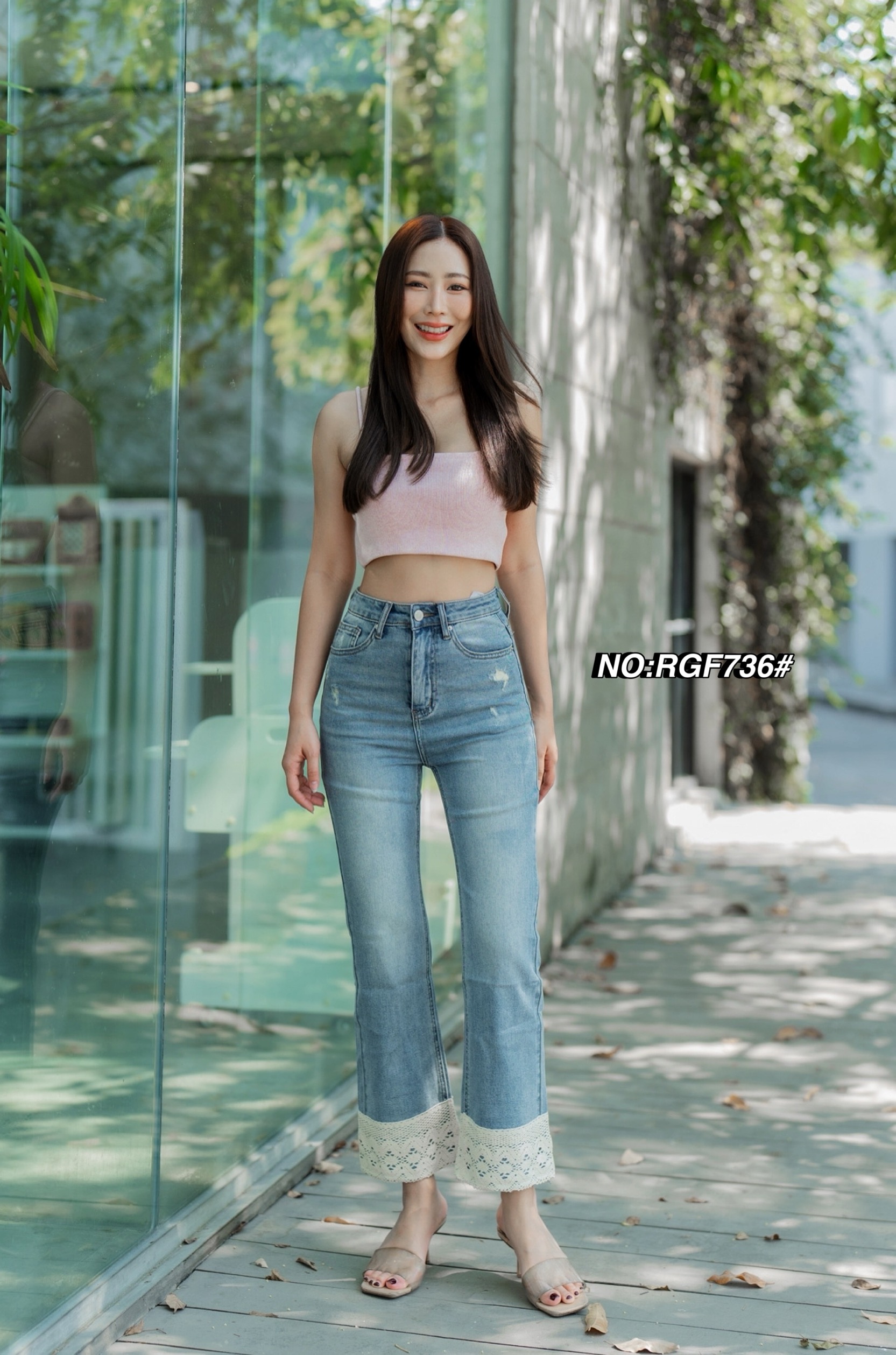 No.RGF736# -กางเกงยีนส์ทรงกระบอก （ผ้ายืด) ปลายขาตัดต่อผ้า two tone style !!! แต่งลูกไม้สีขาว ใส่น่ารักมากๆค่า สวยฮิตสุดๆ ฟอกสีสวยมาก ใส่ทรงสวย ดูมีเชฟสุดๆ