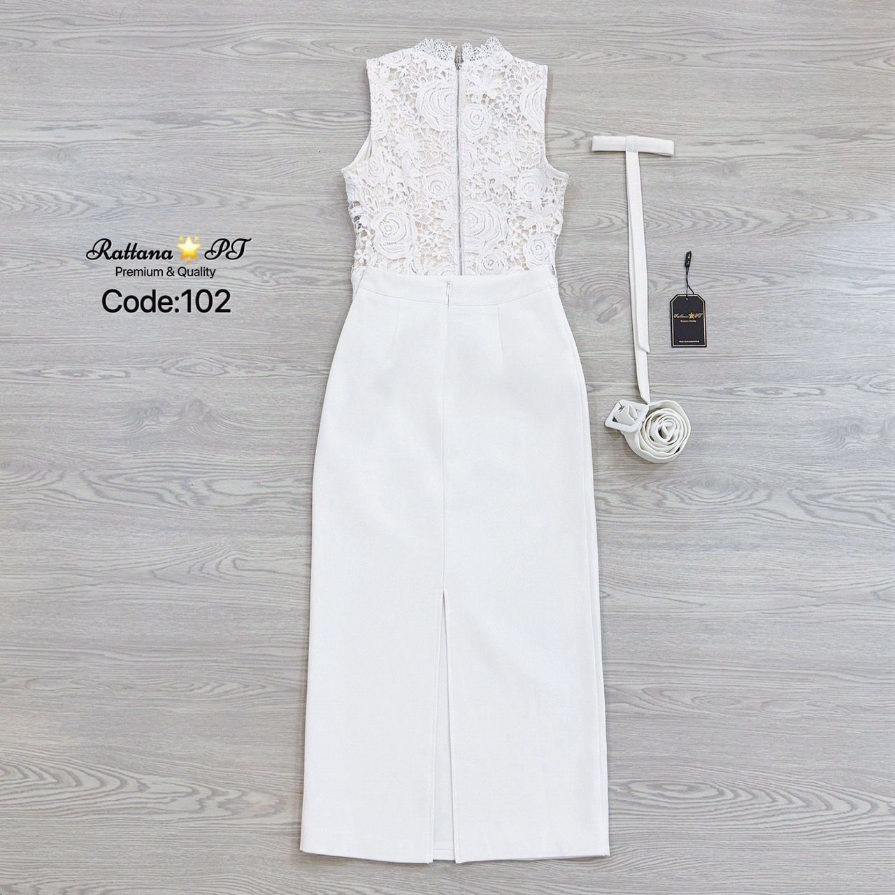 ชุดเซต เรียบหรูดูแพง เนื้อผ้าดีมาก เสื้อแต่งโบสามารถถอดออกได้ ชุดมีซับในอย่างดี มาคู่กับกระโปรงทรงสวยมีเข็มสามาสามารถถอดออกได้ มีซิบด้านหลัง จะใส่ไปงานบุญ งานบวช งานแต่ง ชุดนี้เหมาะสมมาก หรอใส่ออกงาน ดูดีมาก #Rattana🌟PT #ชุดทำบุญ#ชุดออกงาน #ชุดเซต