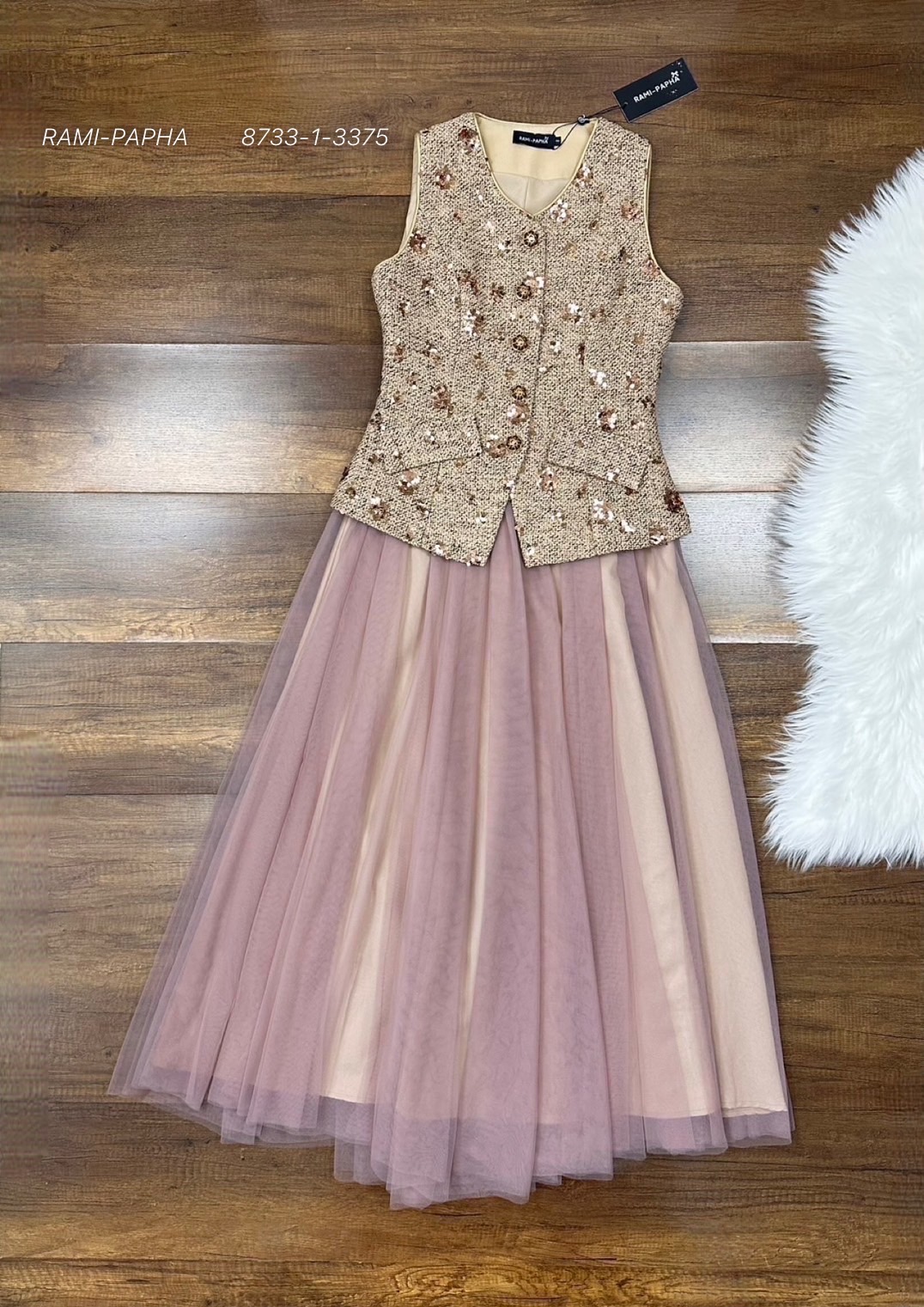 🔹Label :: RAMI-PAPHA(รมิปภา) เสื้อเนื้อผ้าทวีตสีสวยหรูโดดเด่น + กระโปรงยาวผ้ามุ้งซ้อนหลายชั้น #เสื้อผ้าแฟชั่น #แฟชั่น #ชุดเซต #งานป้าย #รมิปภา #ramipapha